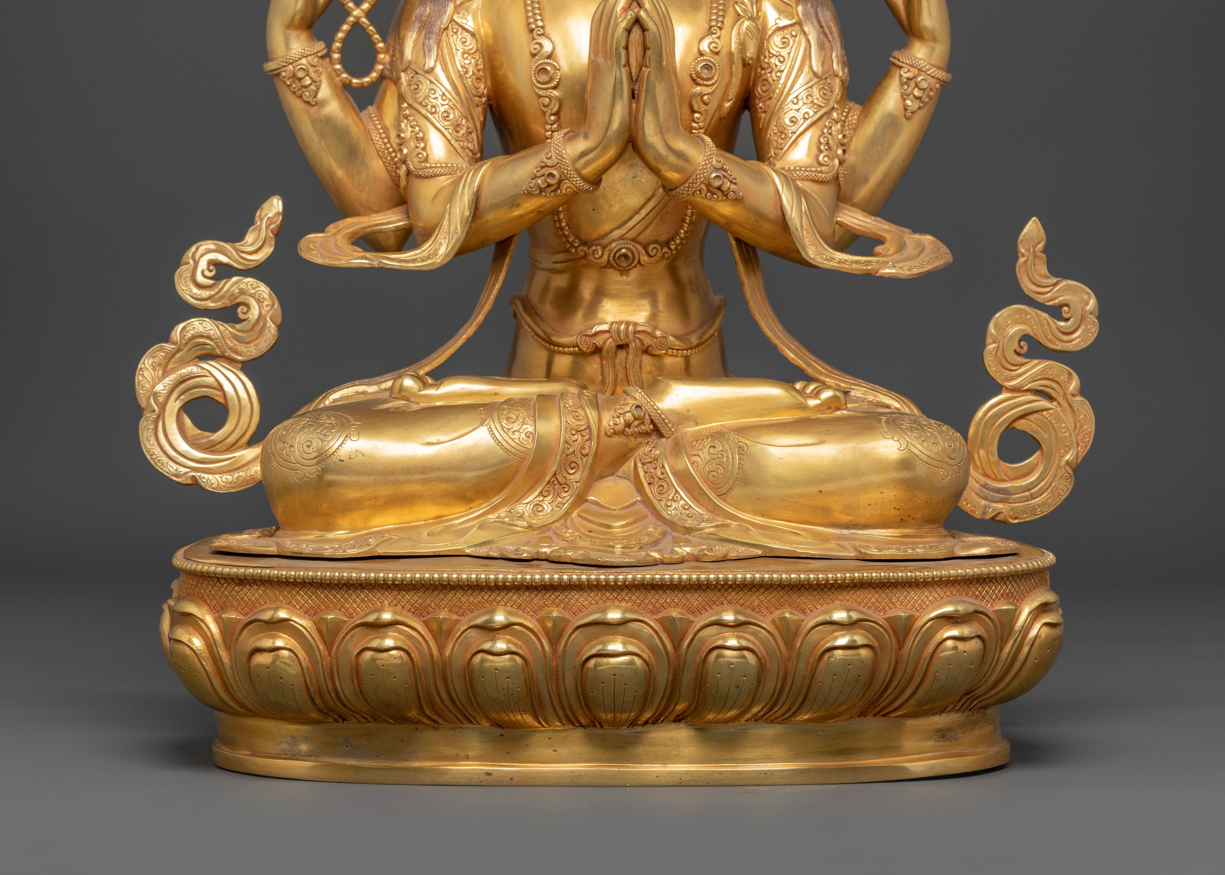 Golden Figurine Of Bodhisattva Chenrezig For Meditation | Tibetan Buddhism