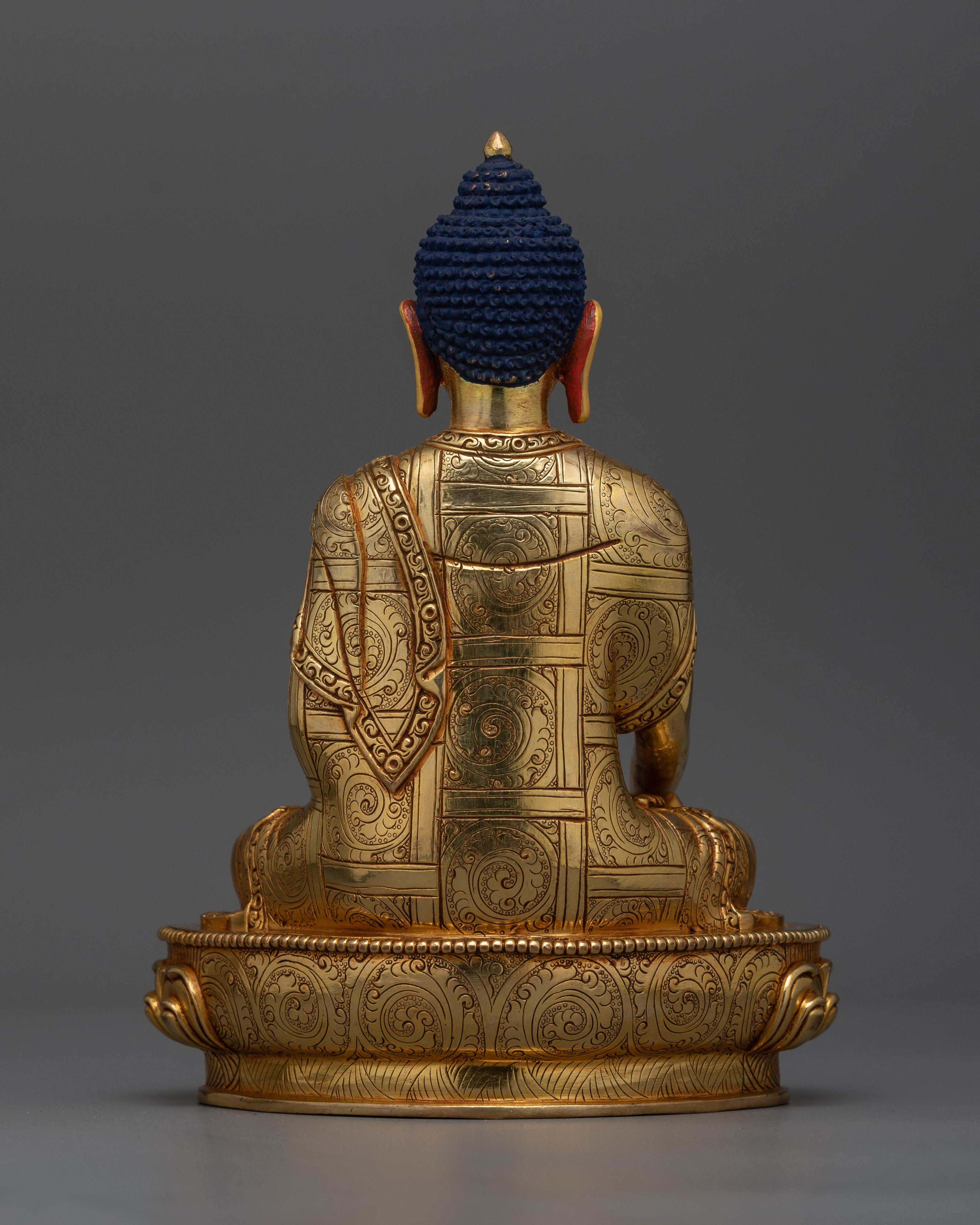 Shakyamuni Buddha Handmade Gold-Gilded Statue | Beacon of Enlightenment