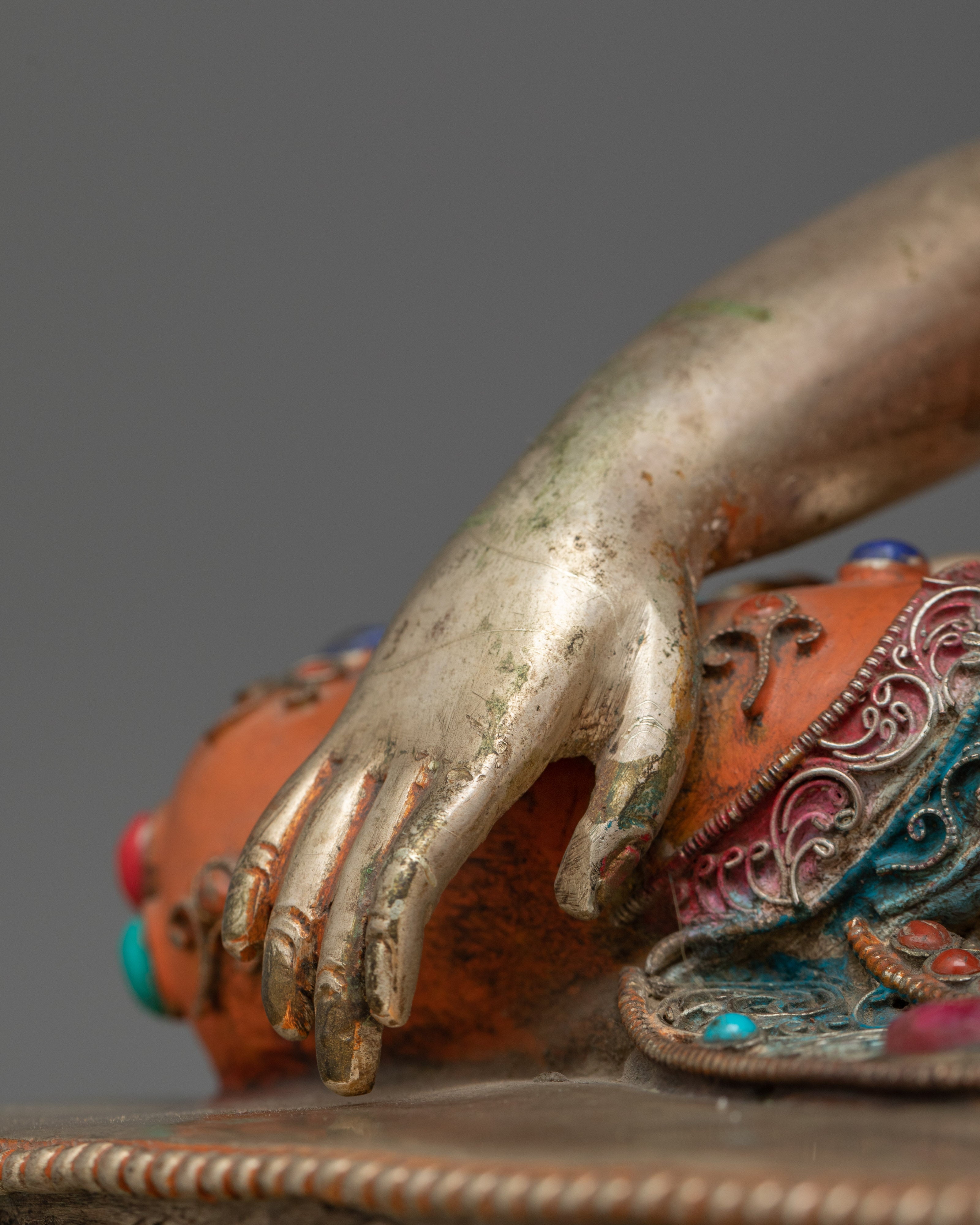 Silver-Plated Shakyamuni Buddha | A Timeless Symbol of Enlightenment