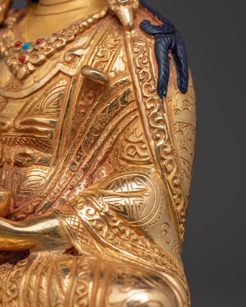The Precious Master of Tibetan Buddhism | Guru Rinpoche Statue
