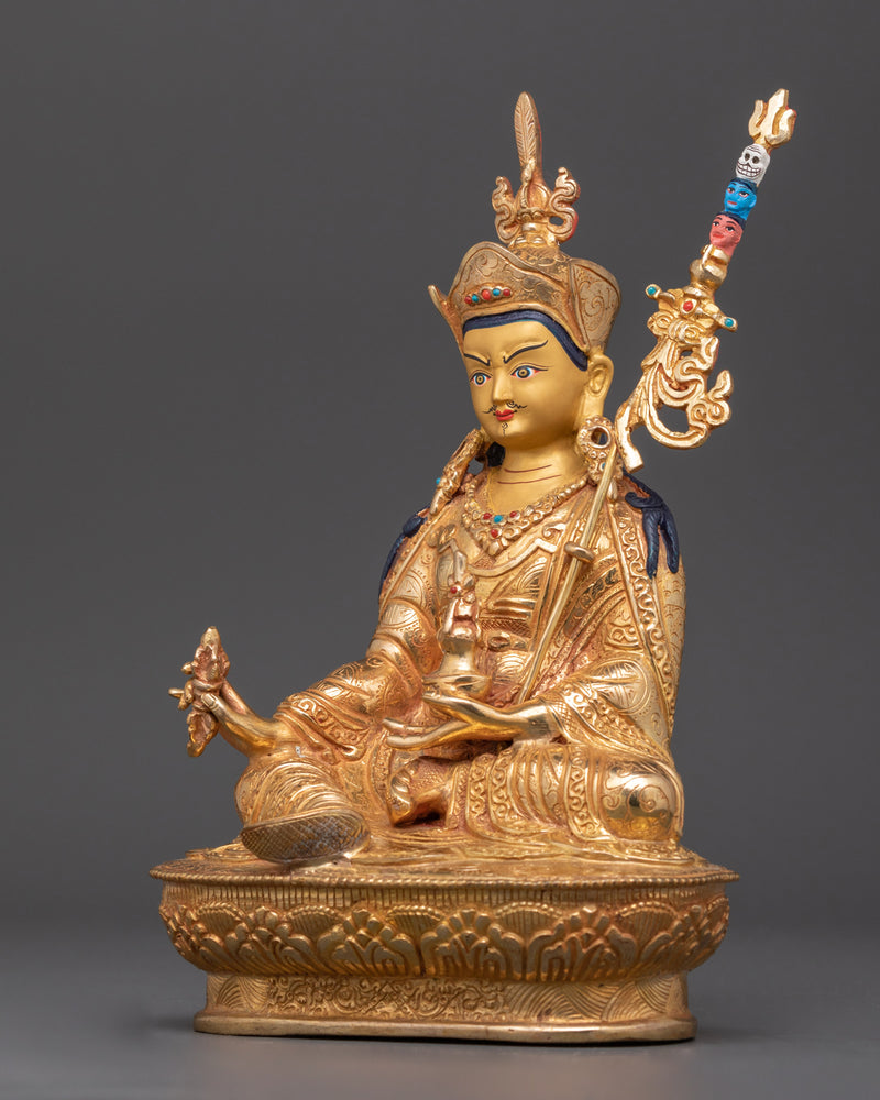 The Precious Master of Tibetan Buddhism | Guru Rinpoche Statue