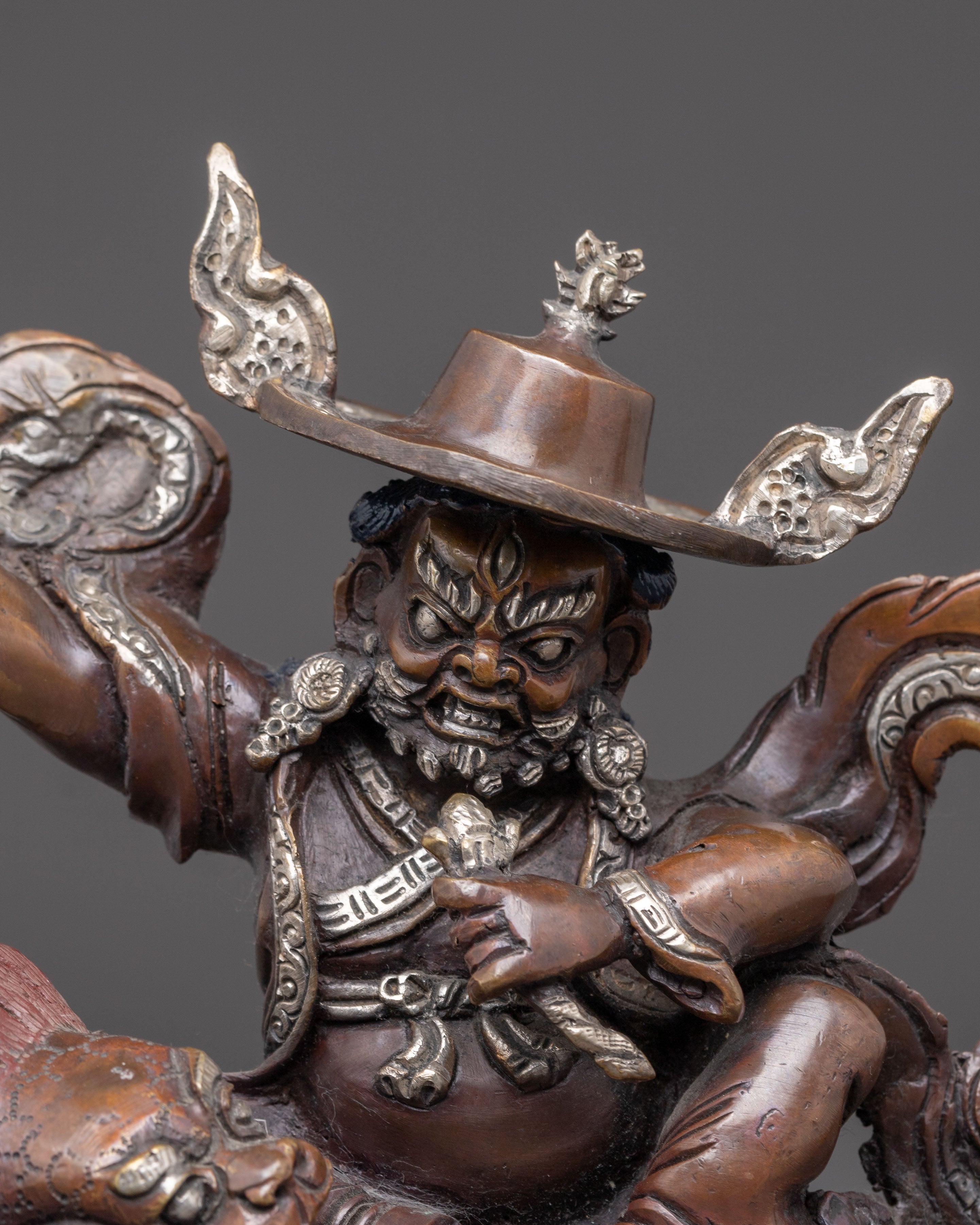 Mahakala Dorje Legpa Statue: Protector of the Dharma