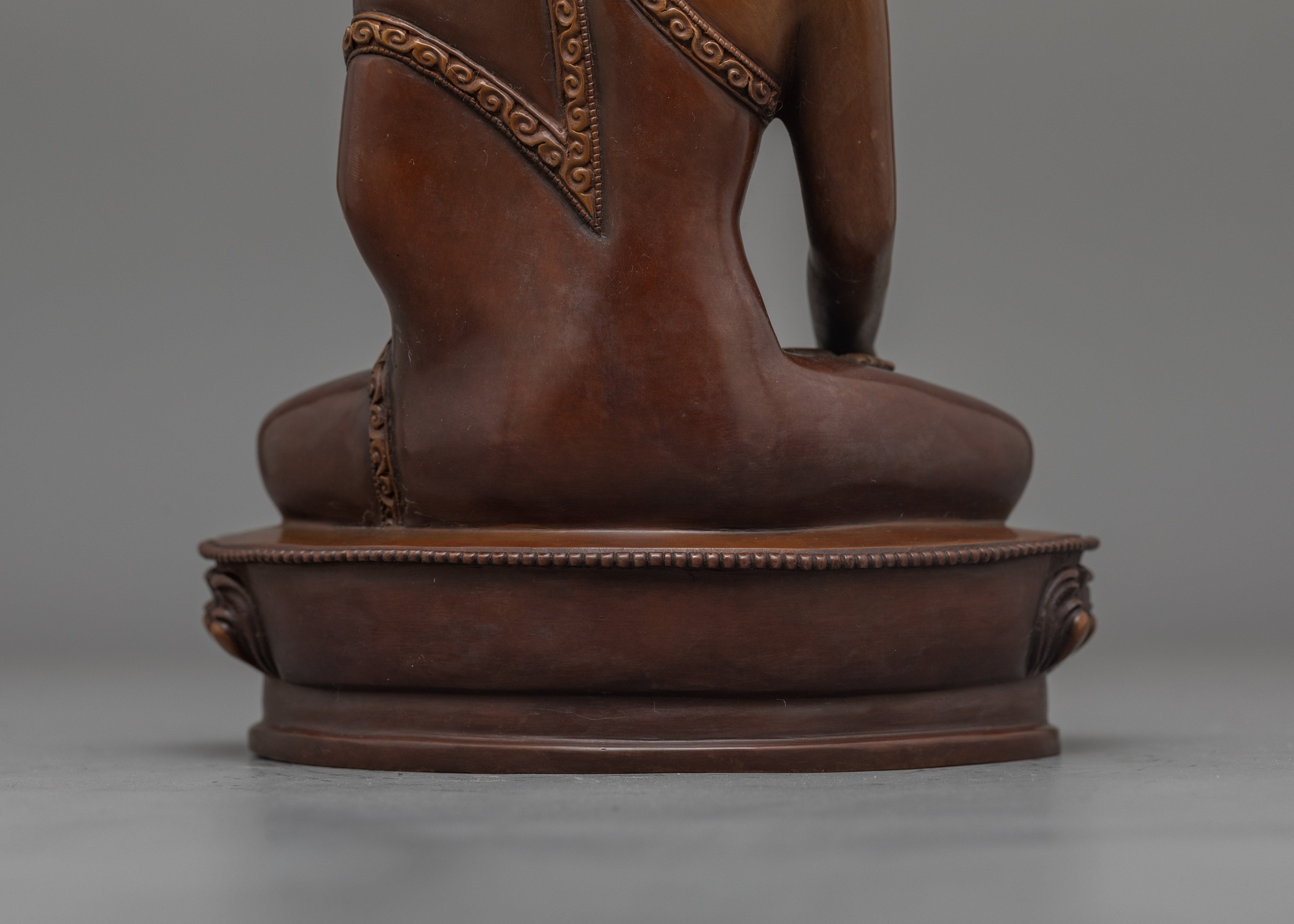 Tranquil Oxidized Buddha Shakyamuni Statue | Symbol of Peace and Enlightenment