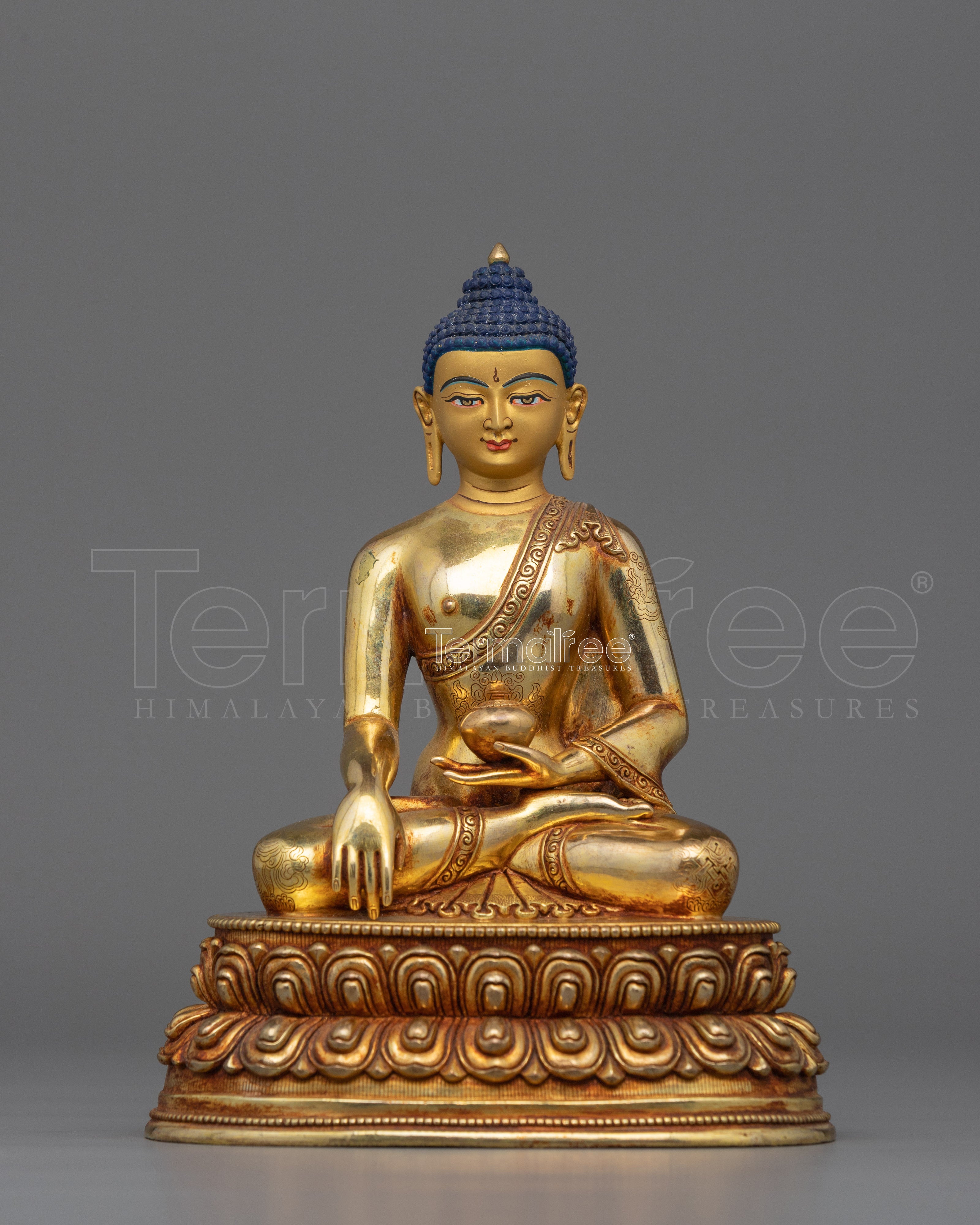 Shakyamuni Buddha in Meditation Posture | Symbol of Enlightenment