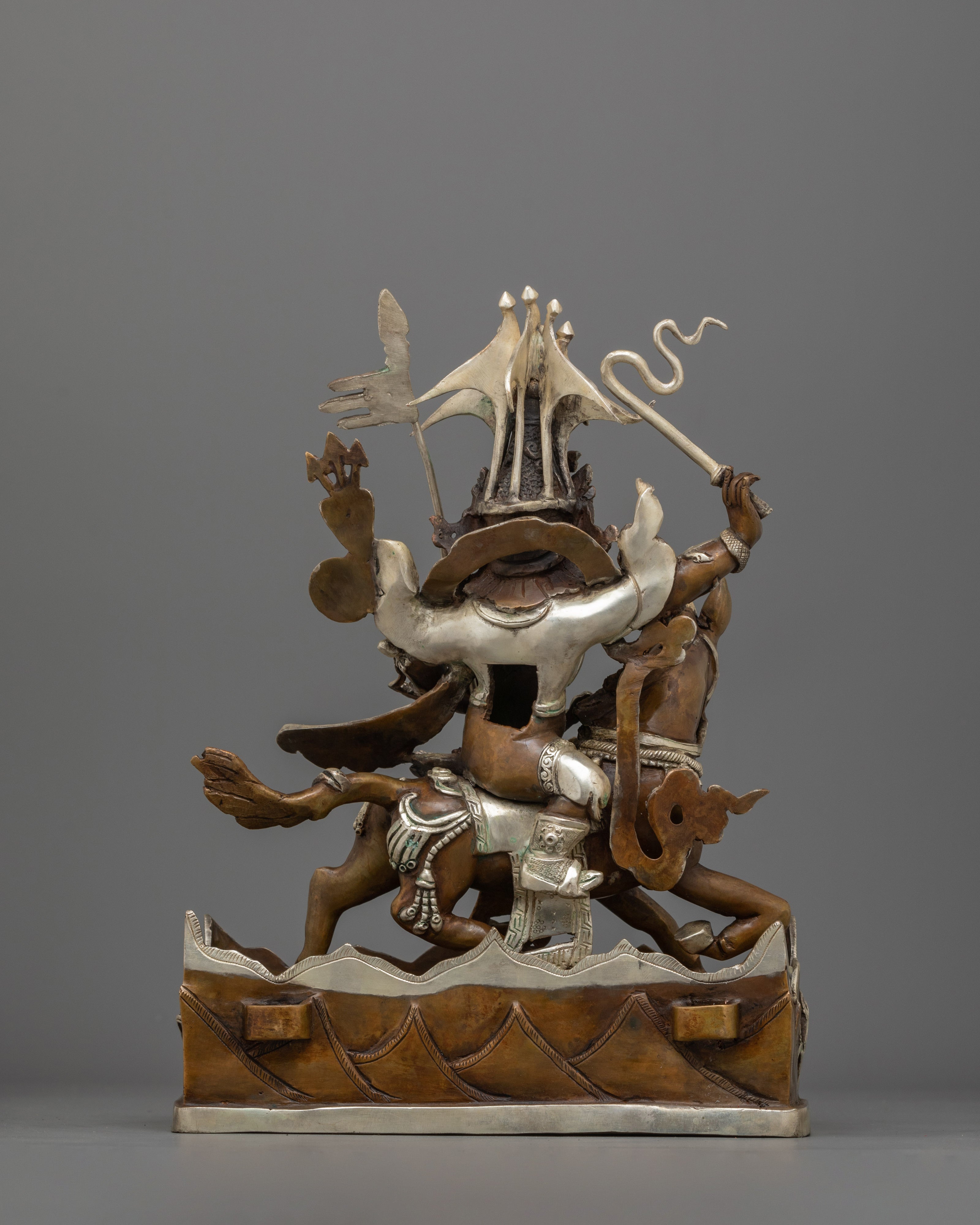 Handmade Warrior King Gesar Figurine | Symbol of Courage and Heroism