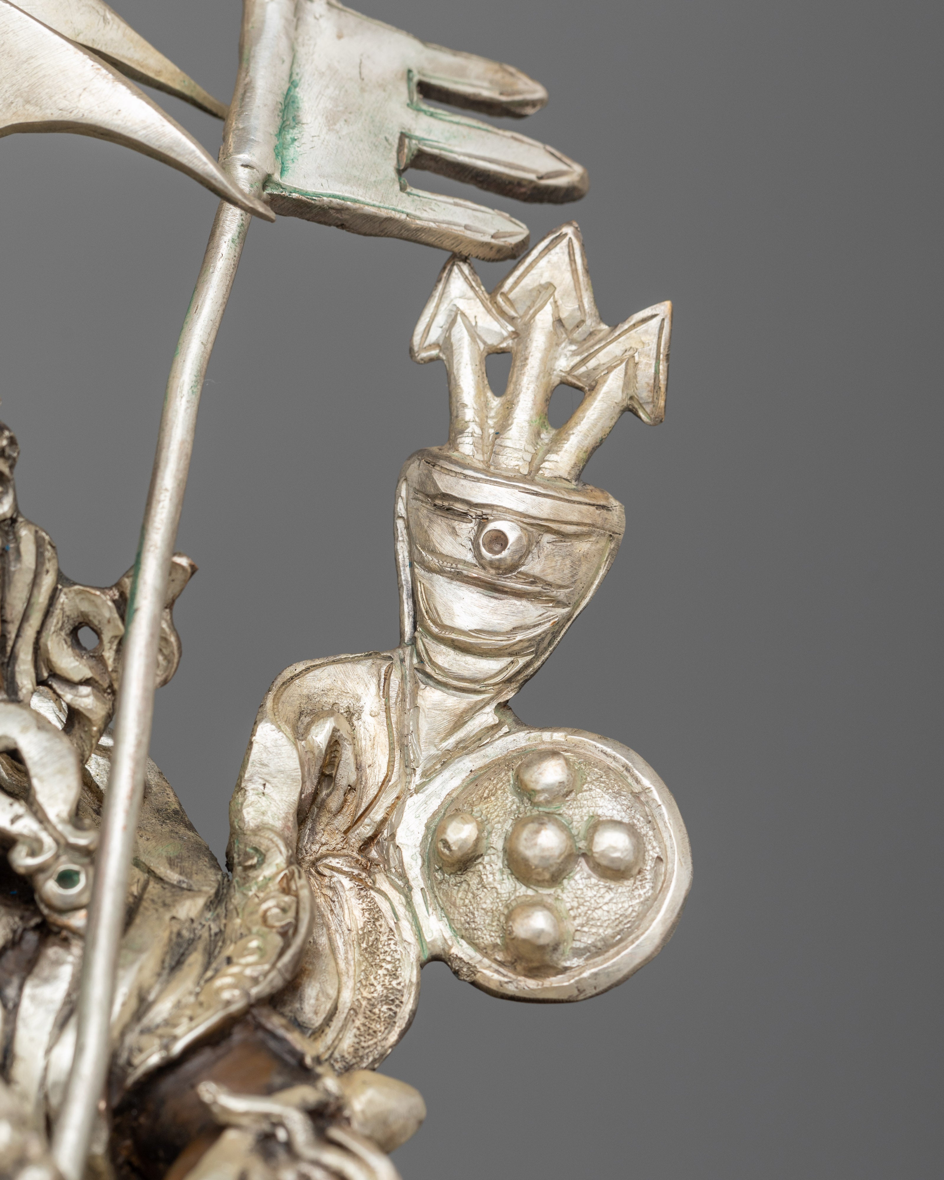 Handmade Warrior King Gesar Figurine | Symbol of Courage and Heroism