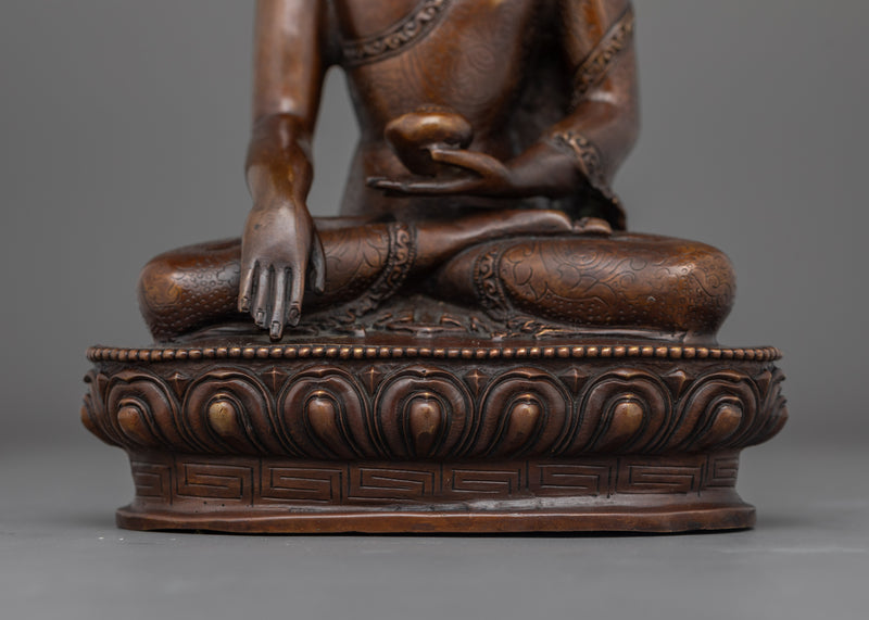 Shakyamuni Buddha Statue for Buddhist Shrine | Embrace a Sense of Peace and Mindfulness