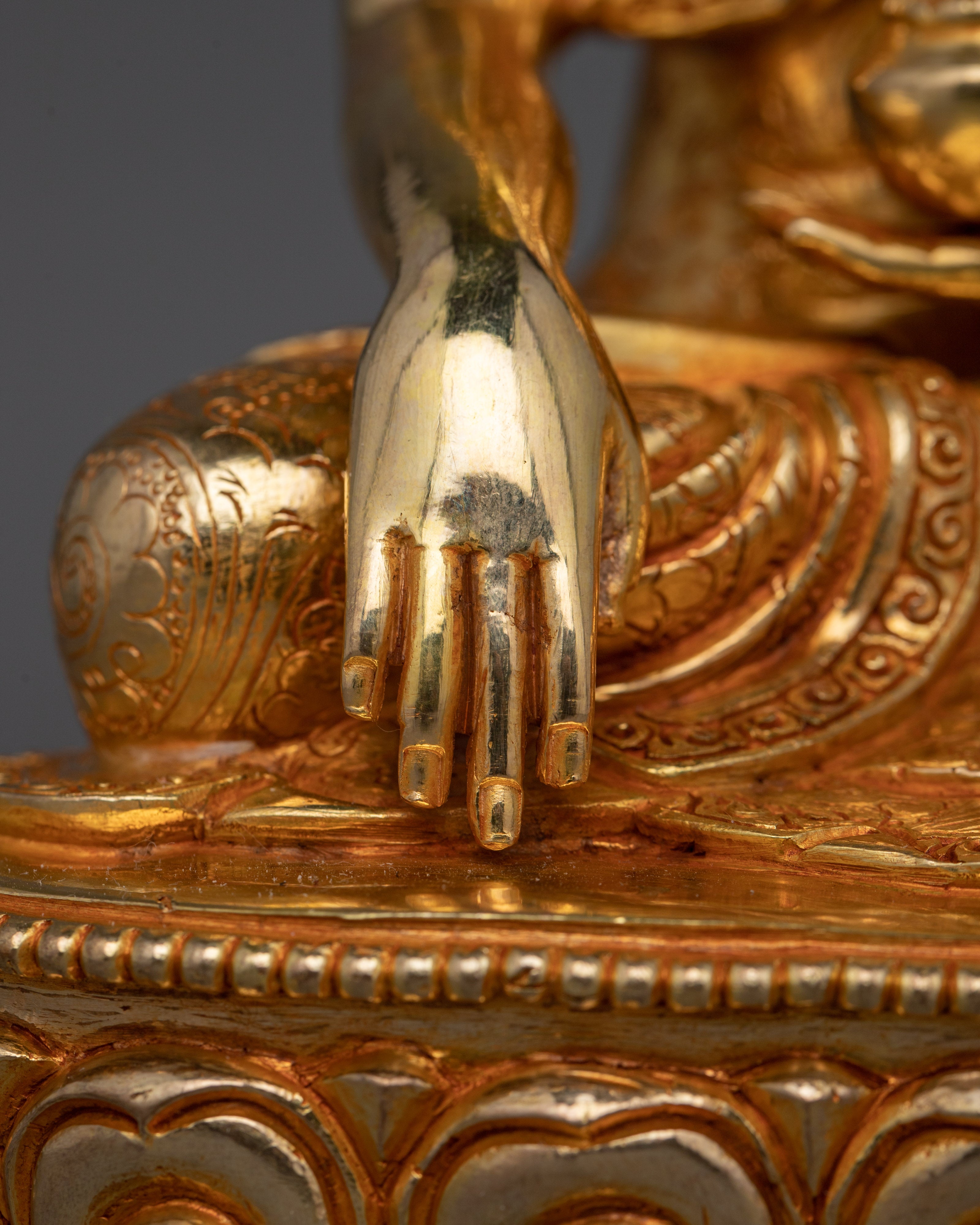 Shakyamuni Buddha Statue for Home Decor | Buddhist Altar Statue