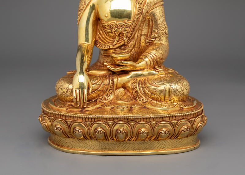 Serene Buddha Shakyamuni Zen Statue | The Enlightened Buddhist Master for All