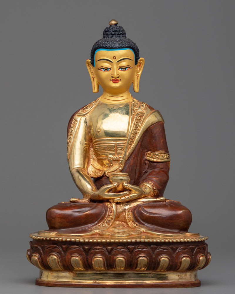 calm tibetan buddha statue 