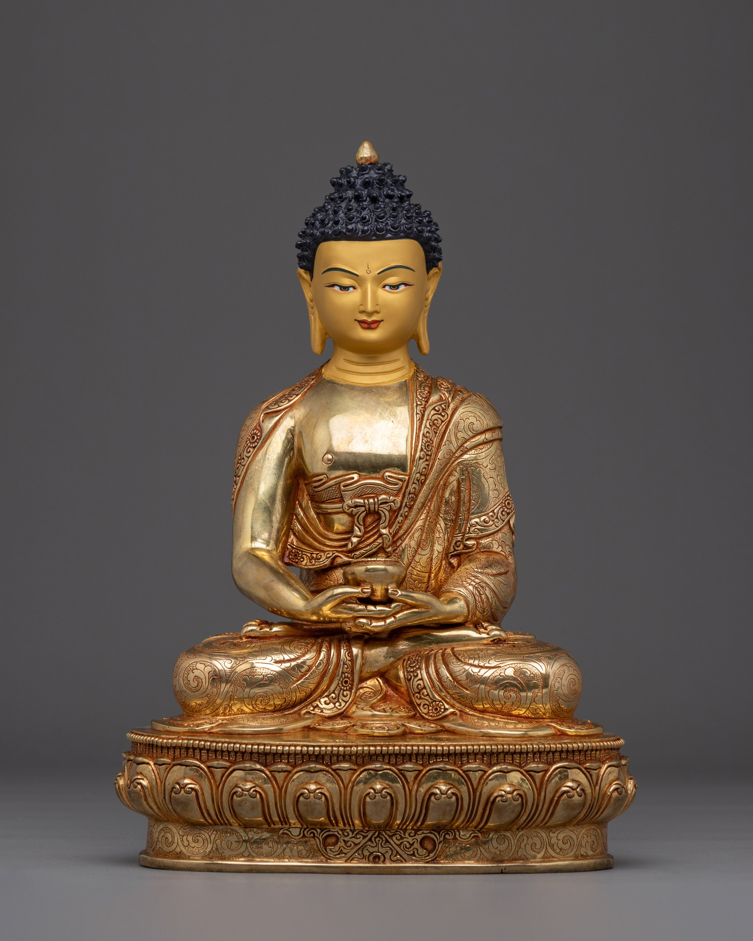 Amitabha Buddha statue of Infinite Light and Compassion
