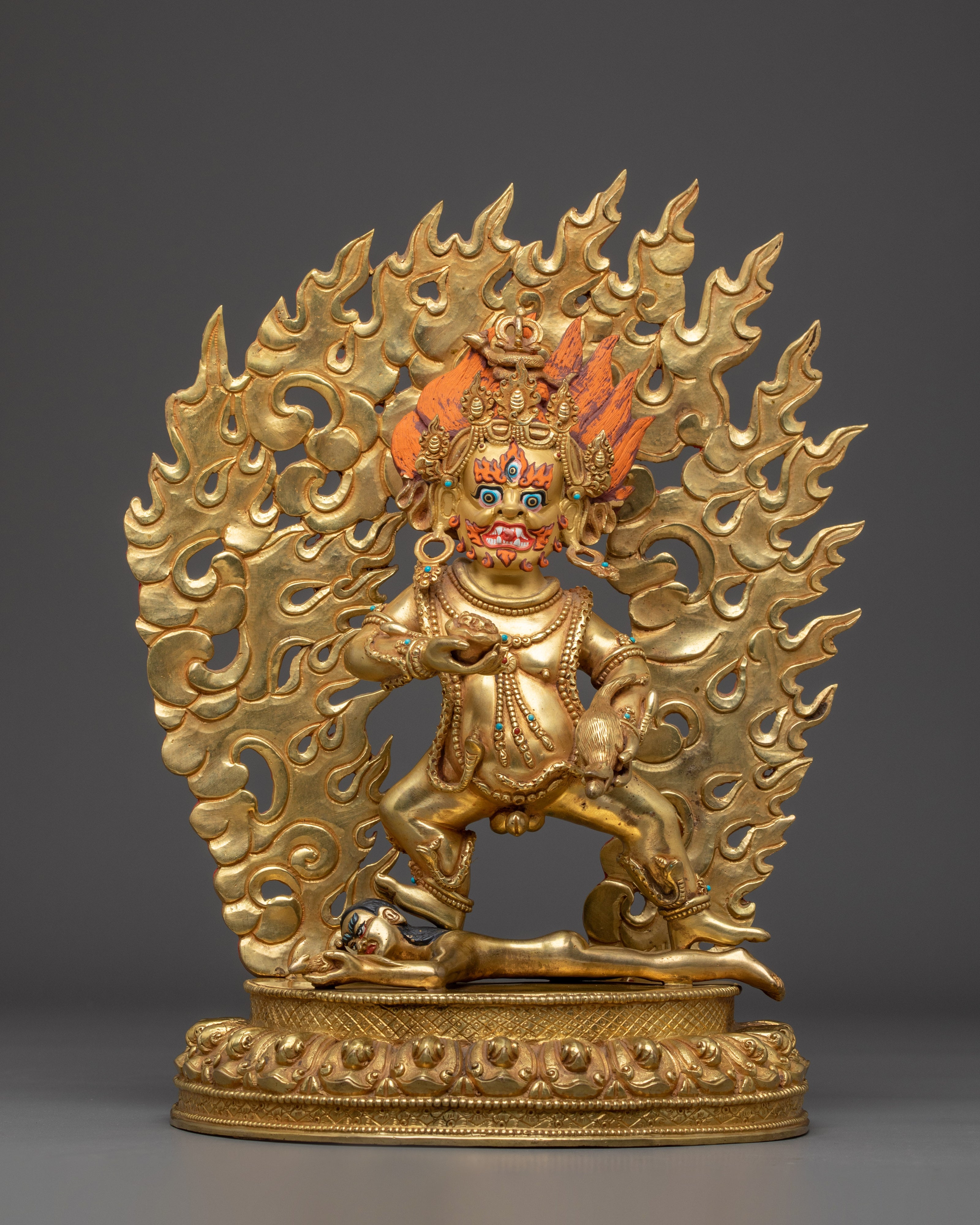 gold-gilded-black-dzambhala