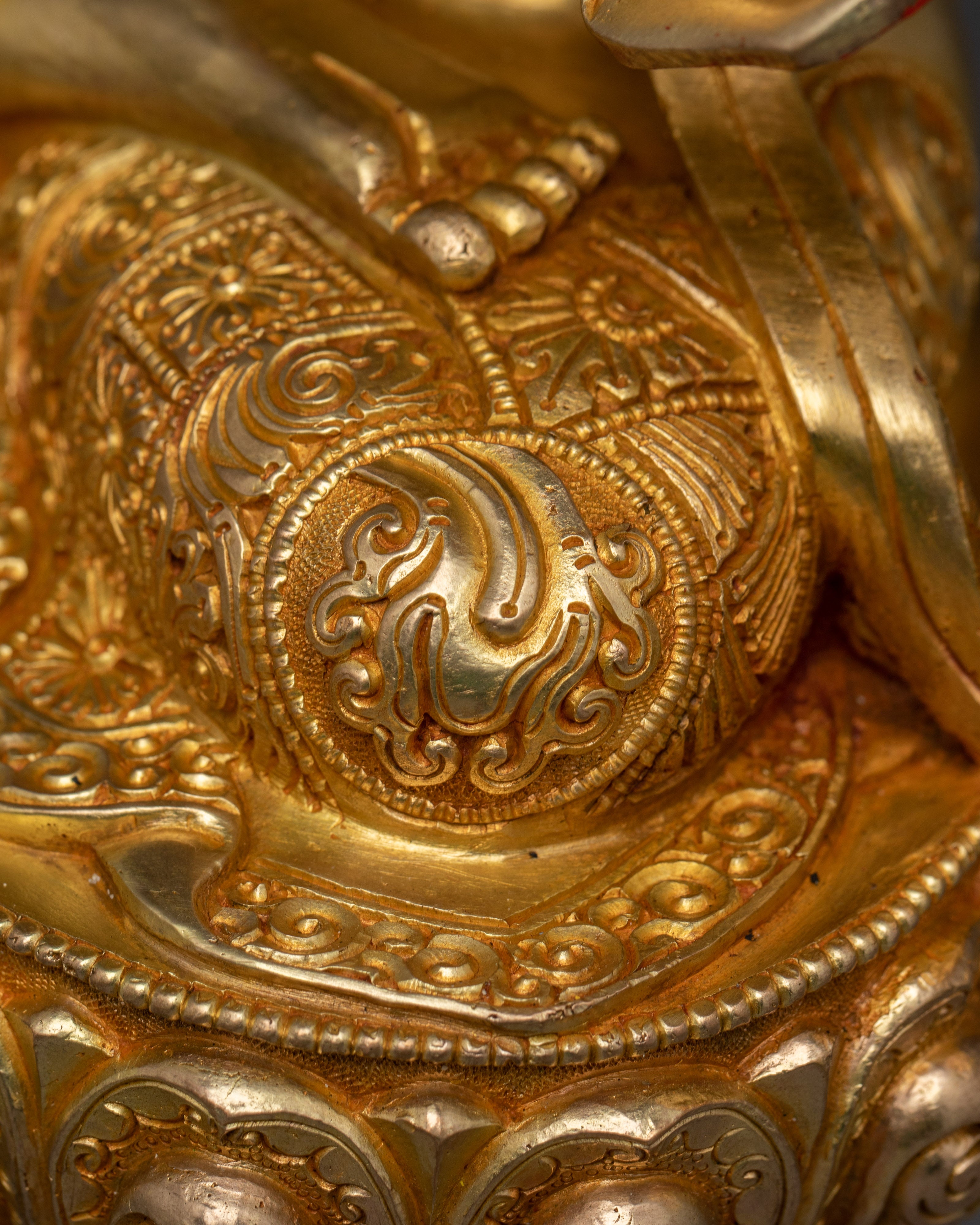 Chenrezig Tibetan Buddhist Deity Sculpture | Emblem of Divine Compassion