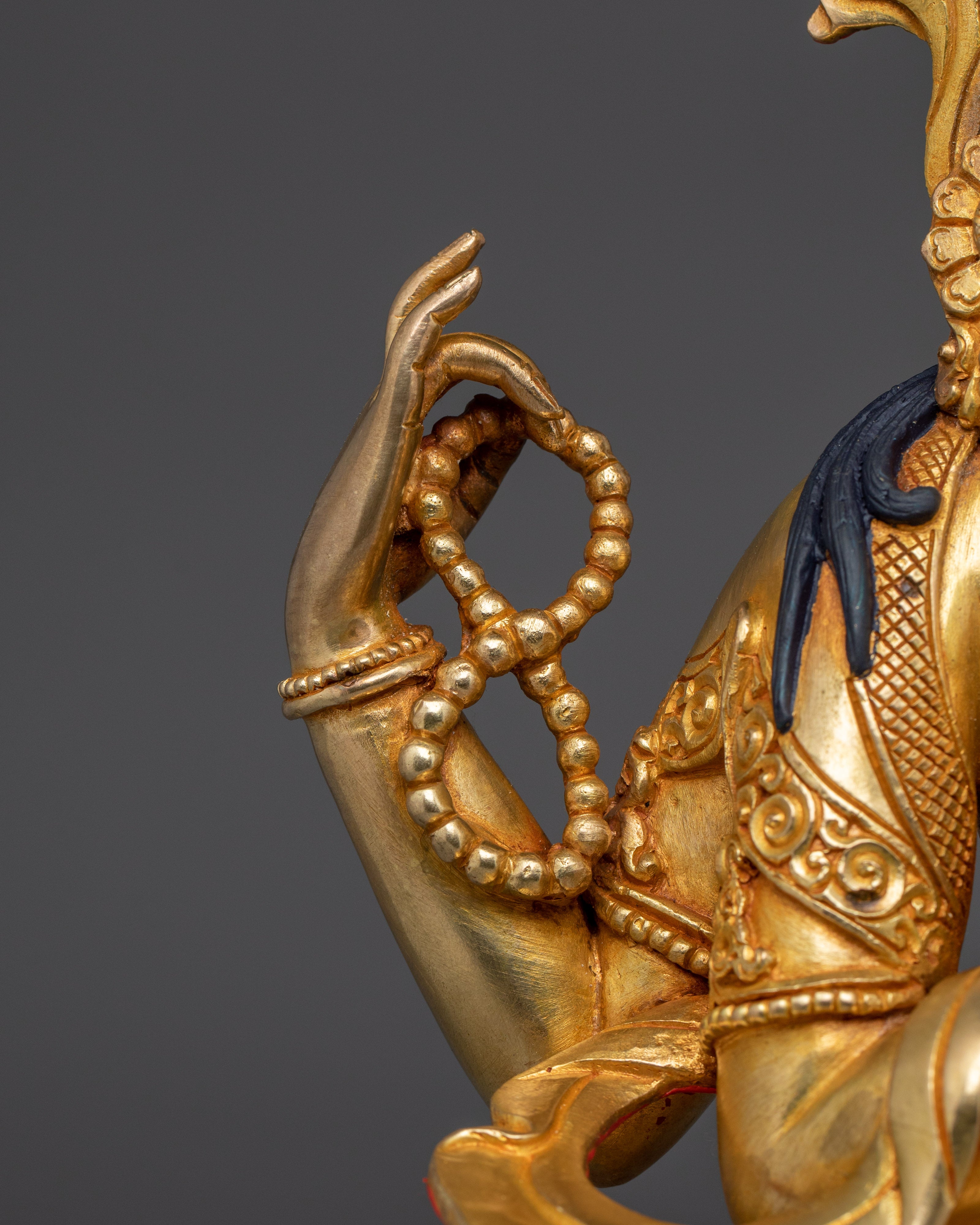 Chenrezig Tibetan Buddhist Deity Sculpture | Emblem of Divine Compassion