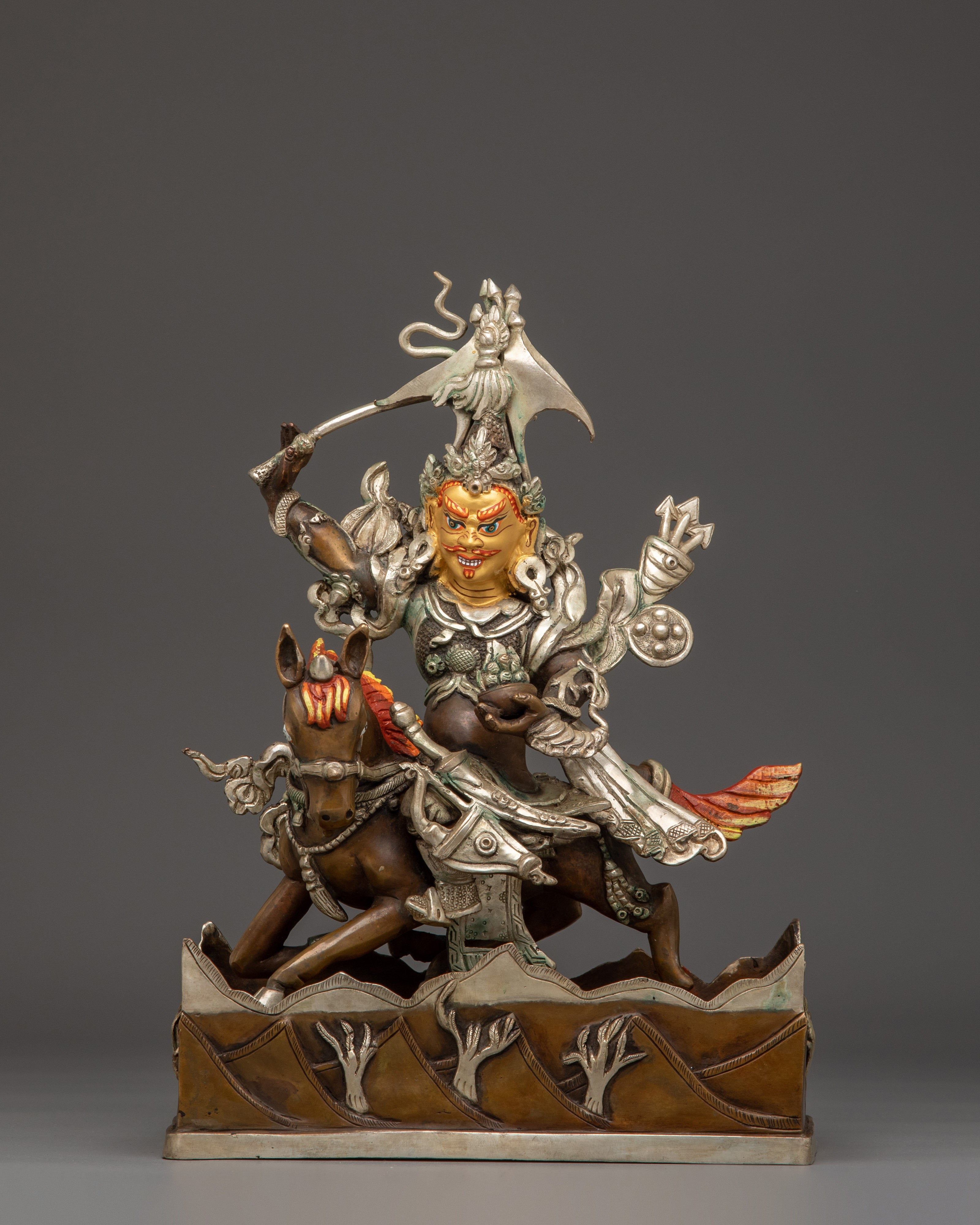 King Gesar Statue | The son of Supreme God Indira