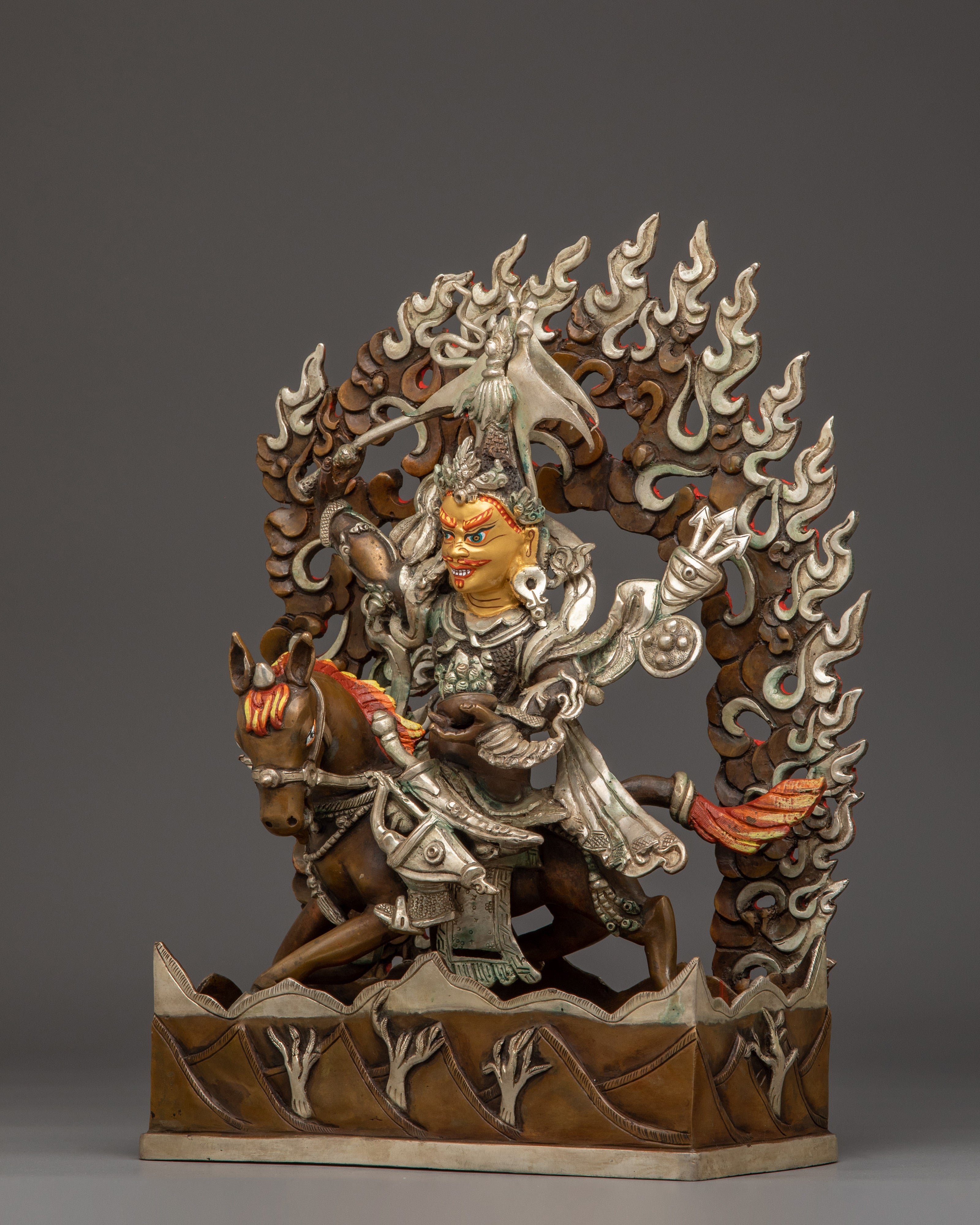 King Gesar Statue | The son of Supreme God Indira