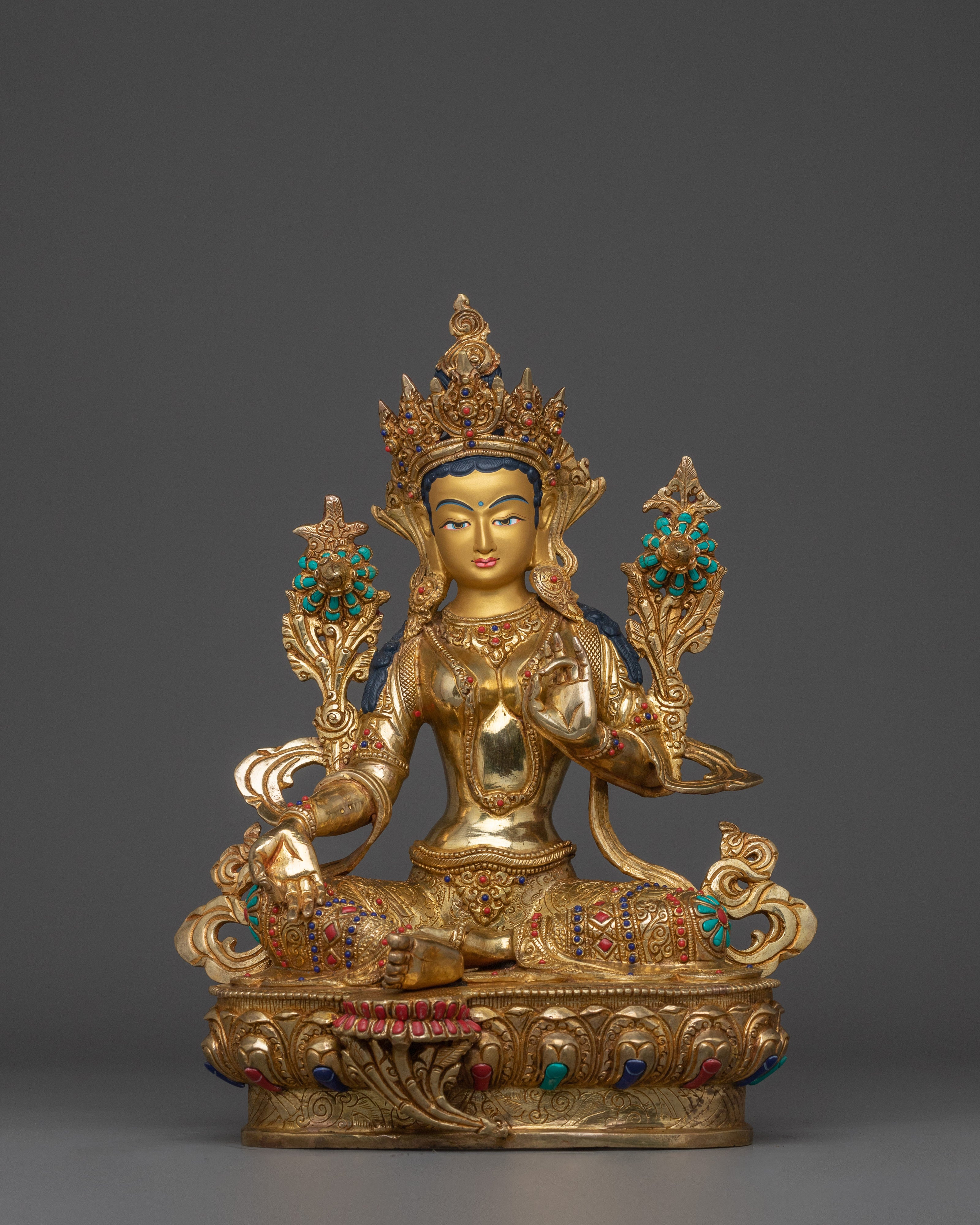 sculpture-of-mother-of-liberation-green-tara