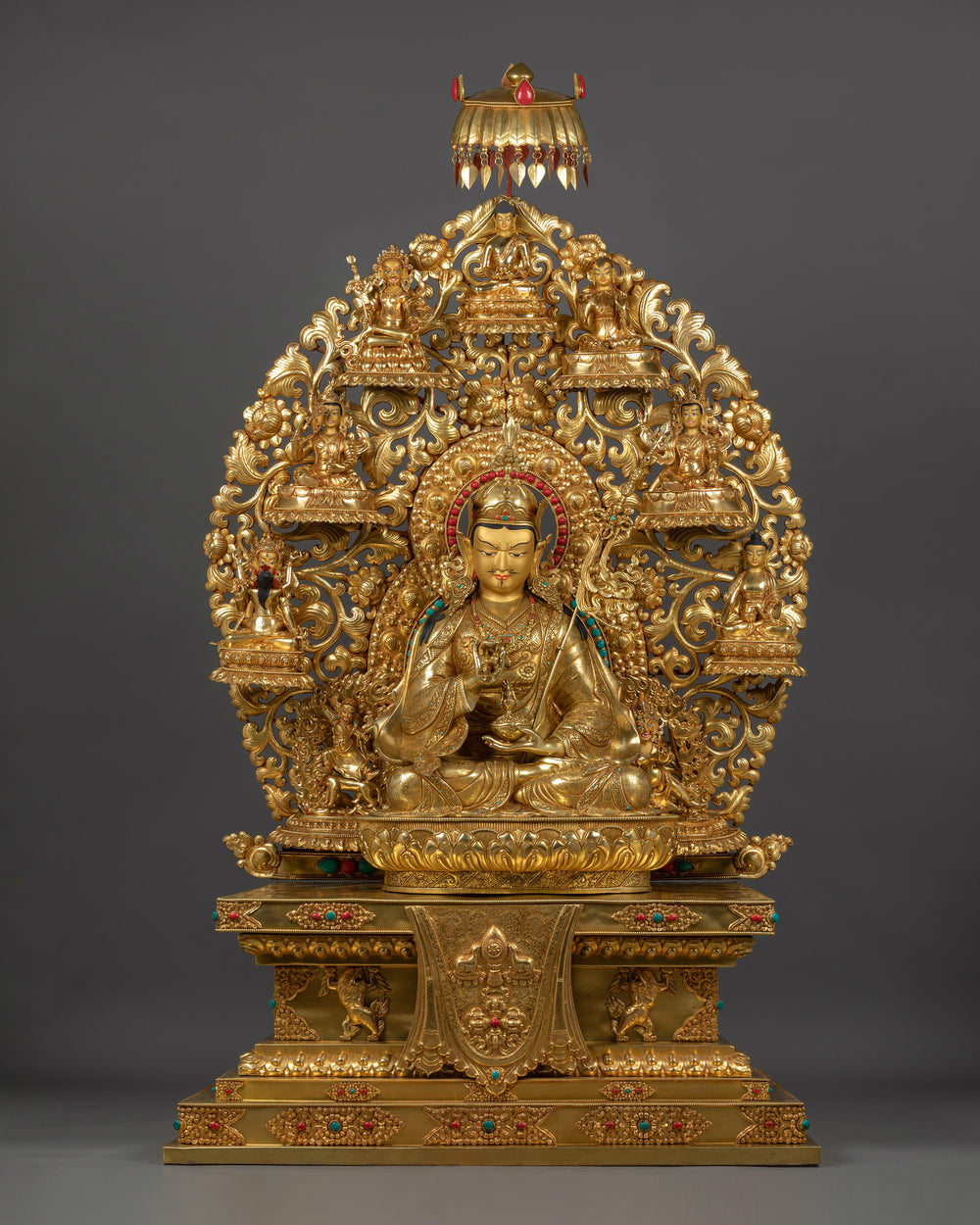 Premium Statue