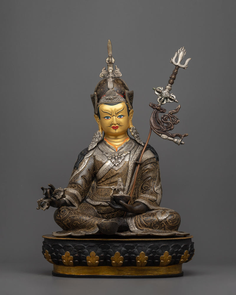 Rinpoche Statue