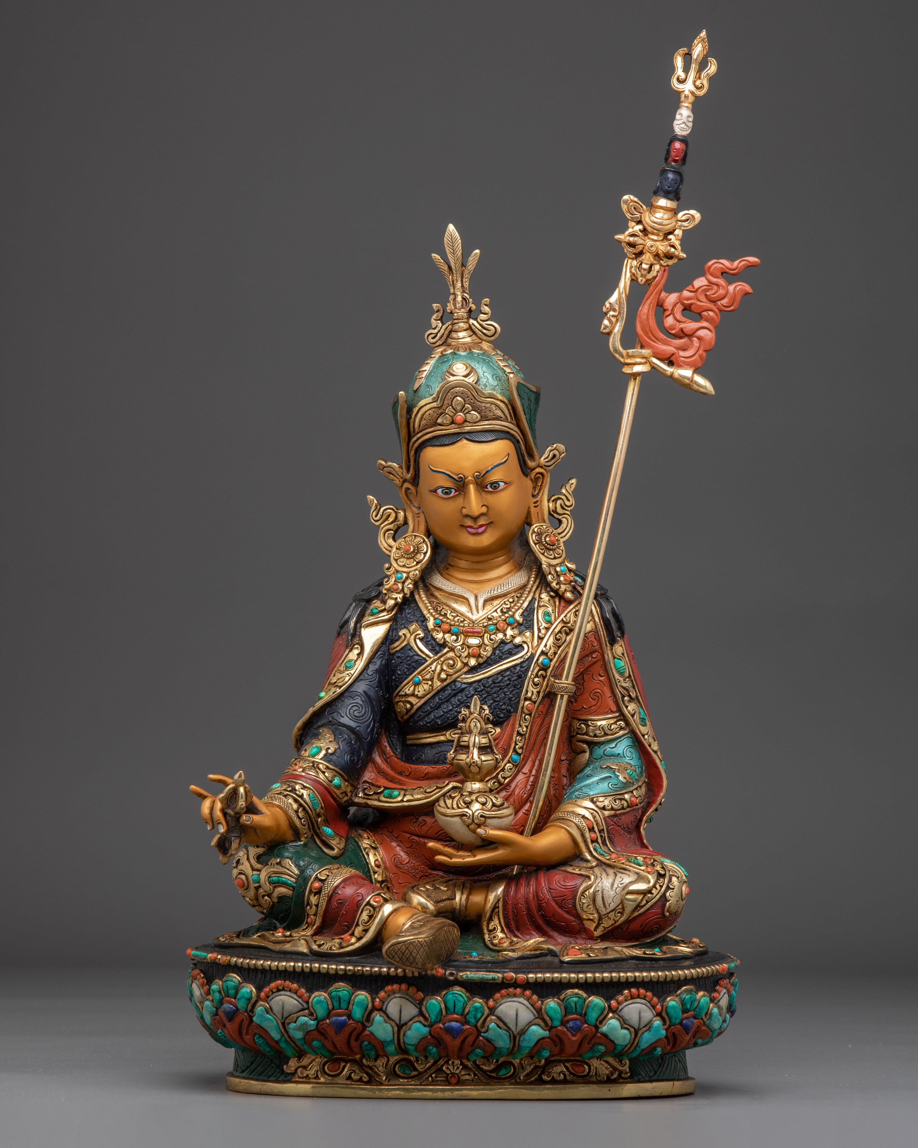 Guru Rinpoche Statue: Buddhist Vajra Master