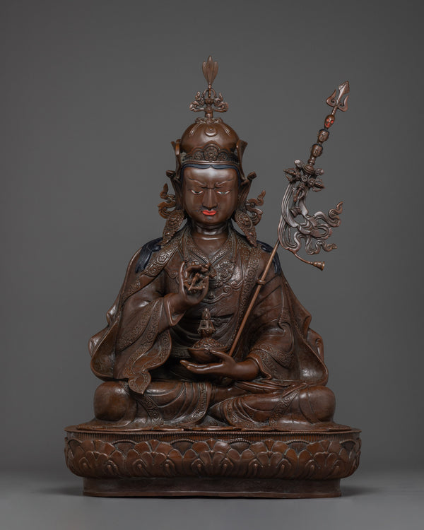 sculpture-of-the-tantric-master-guru-rinpoche