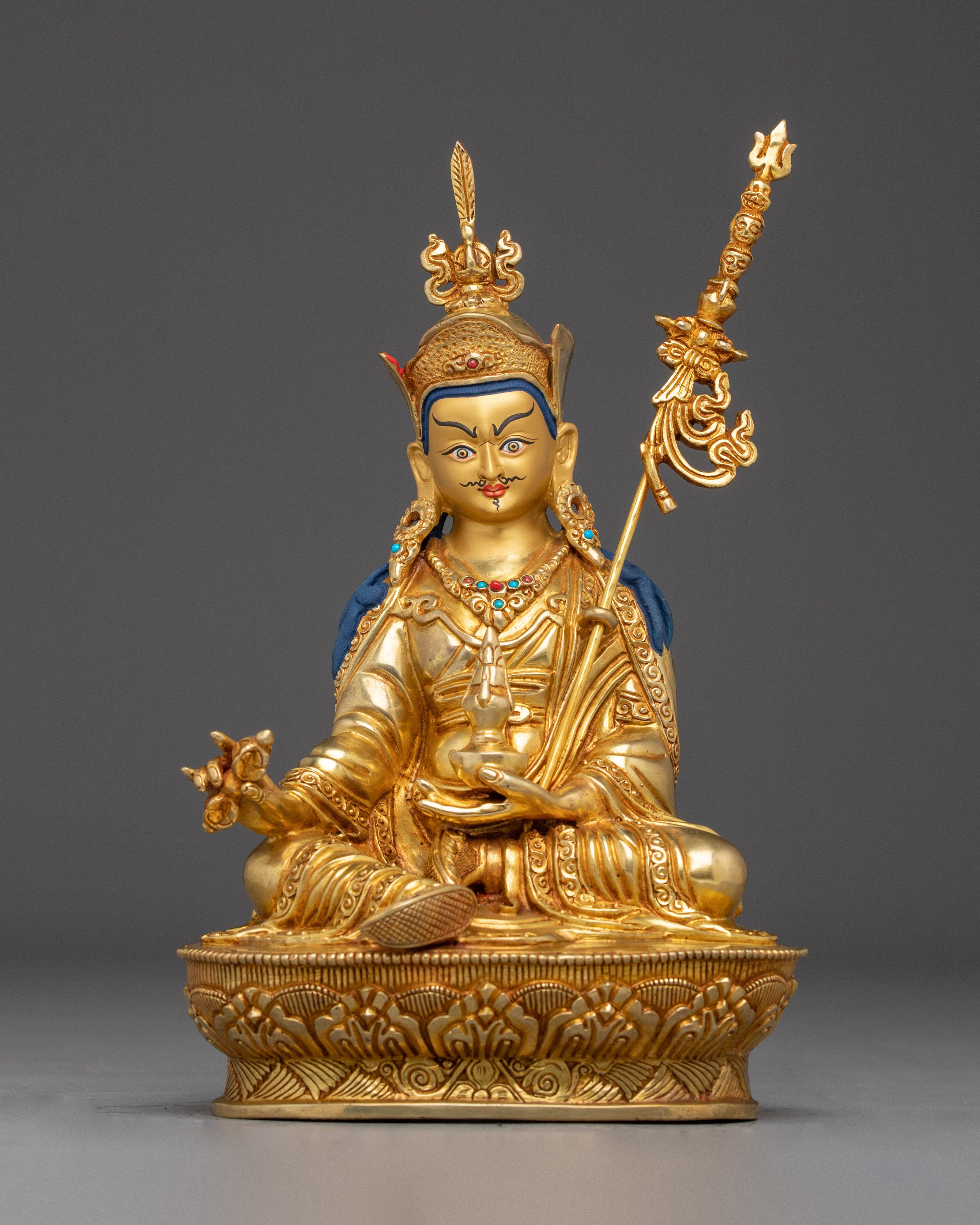 Golden Statue of Guru Rinpoche 