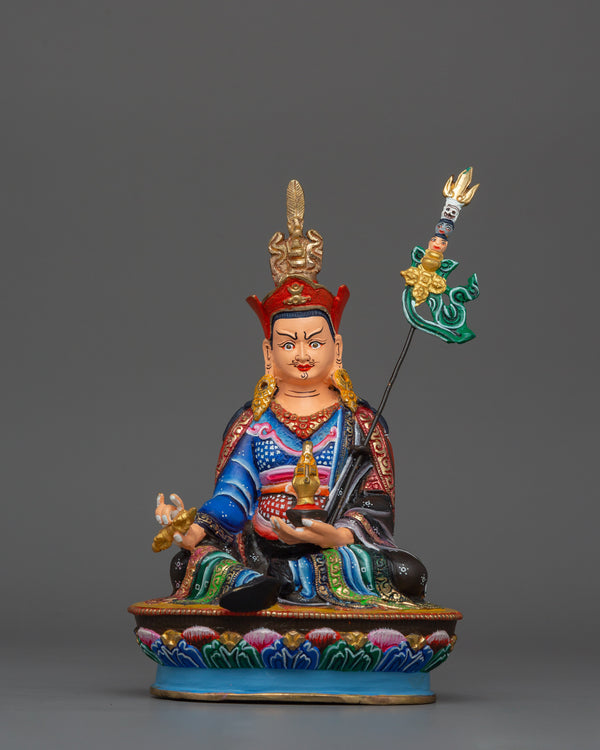 traditional-Sculpture-of-guru-rinpoche