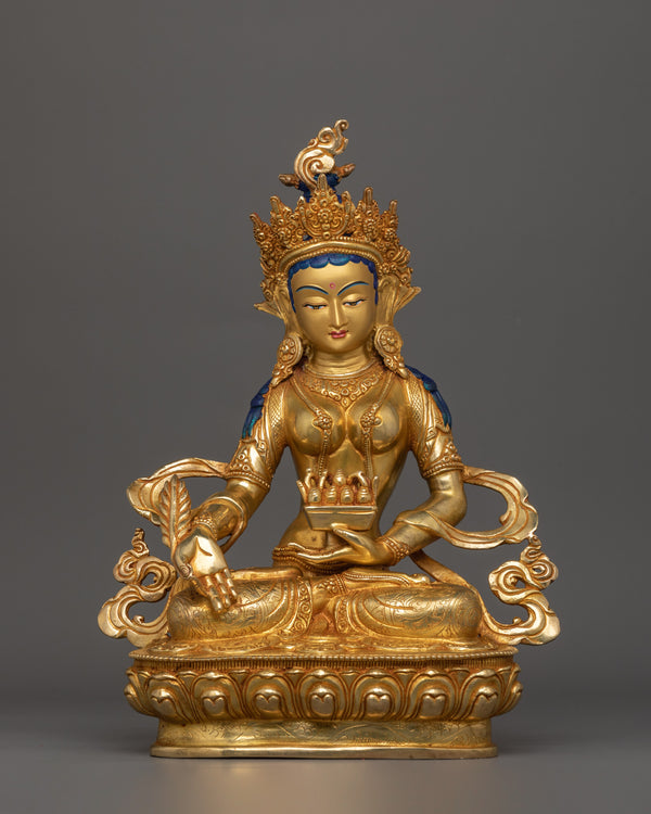 traditional-statue-of-female-bodhisattva