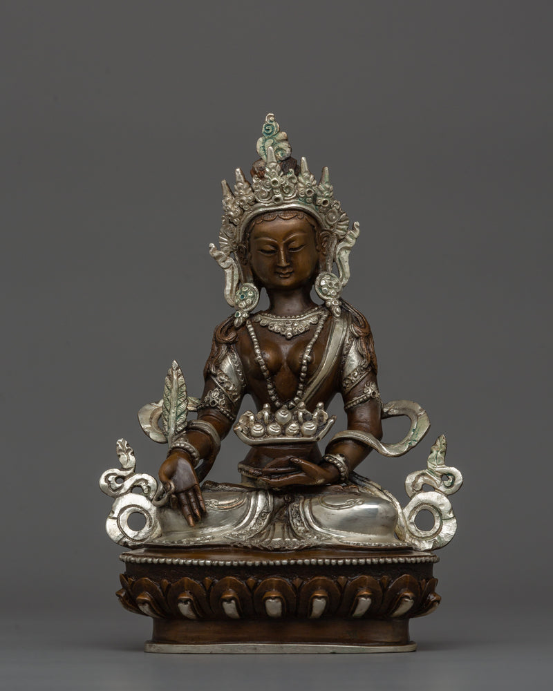 handmade-statue-of-female-bodhisattva