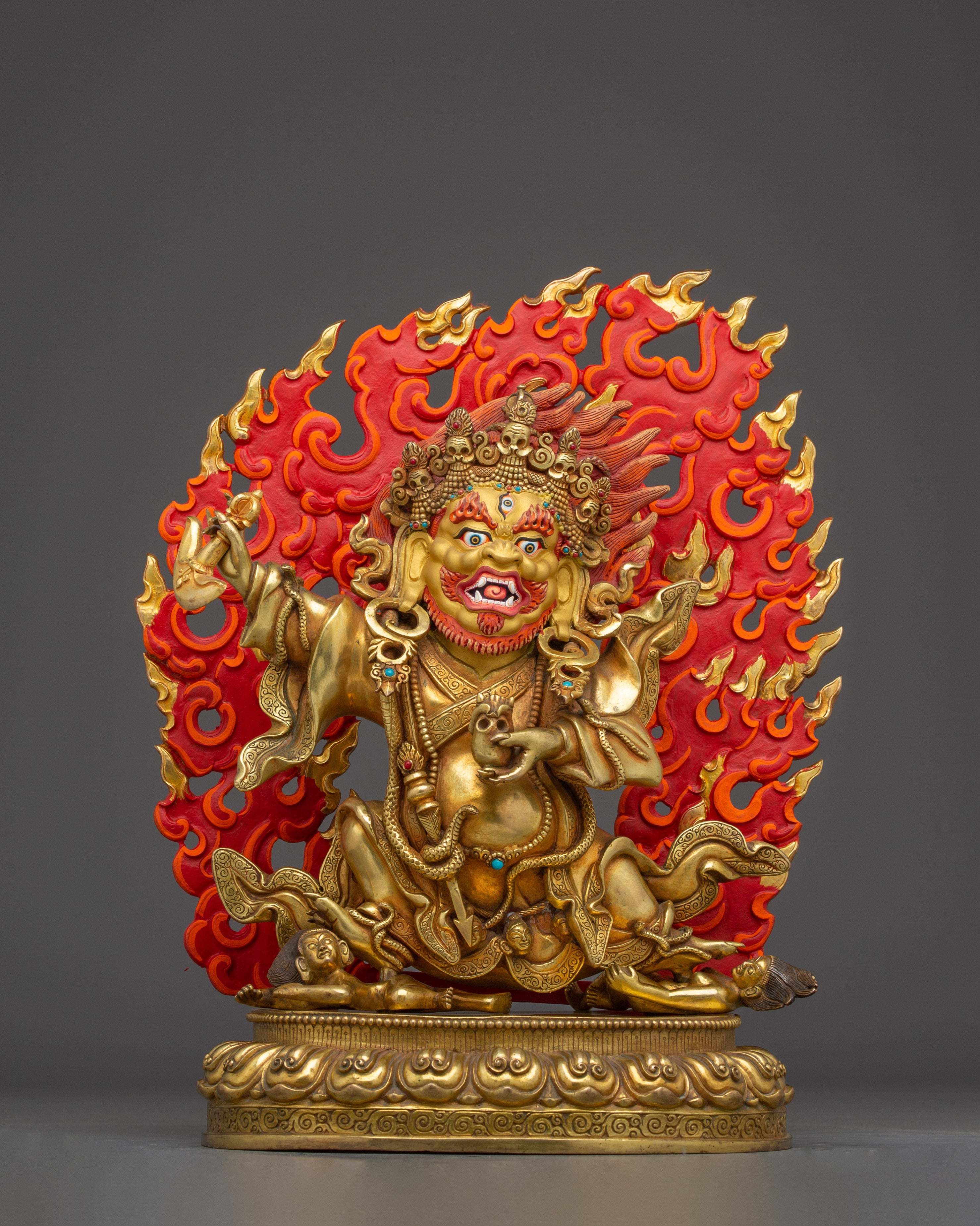 Mahakala Bernagchen Statue: Dharma Protector