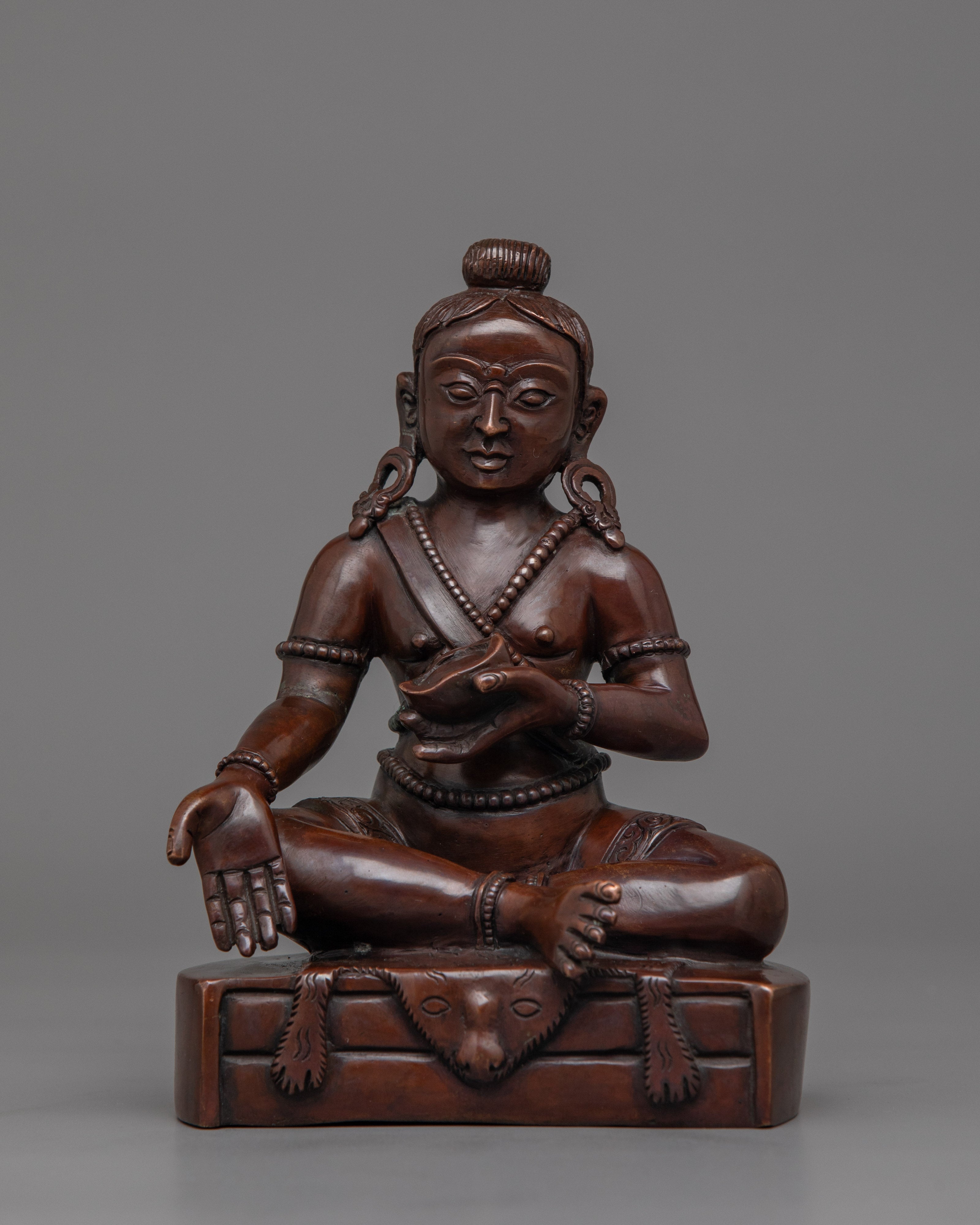 mahasiddha-statue