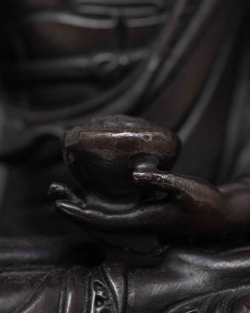 Compact Shakyamuni Buddha Statue | Oxidized Copper Reflection