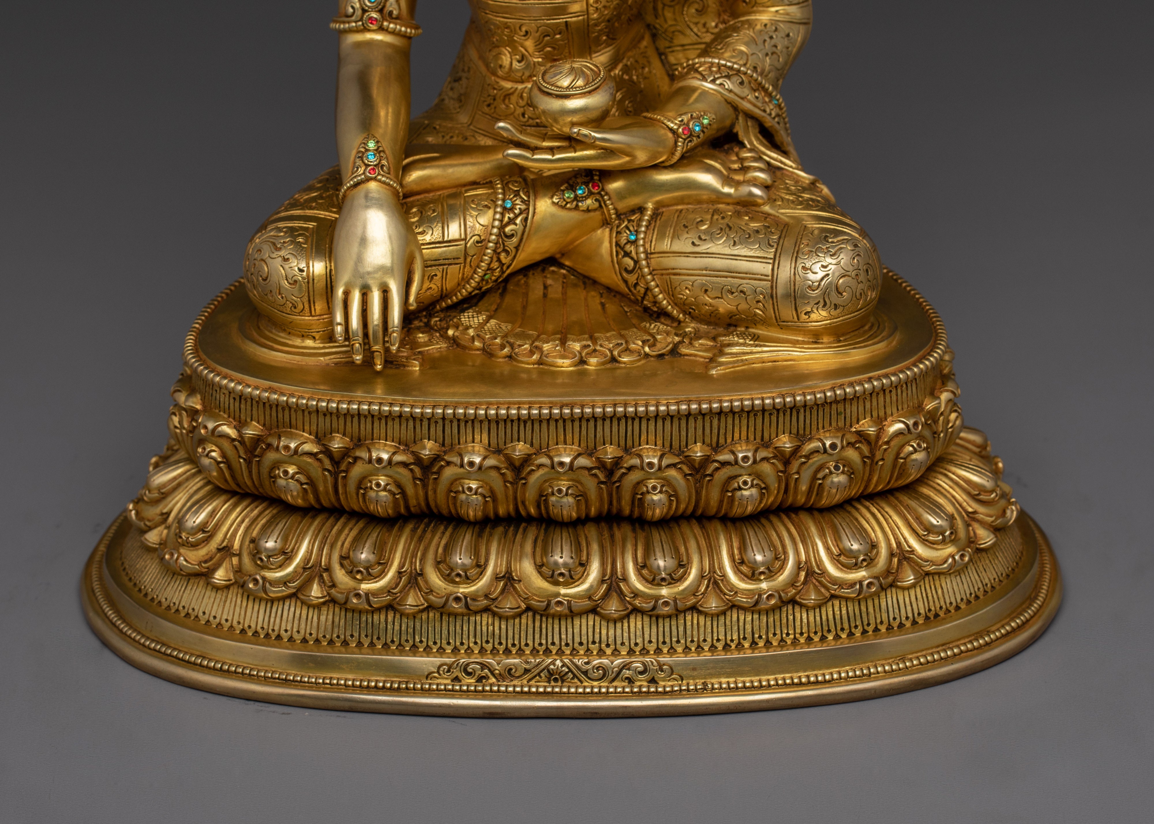 Crowned Lord Shakyamuni Buddha Statue | Gautama Buddha - Dharma Teacher
