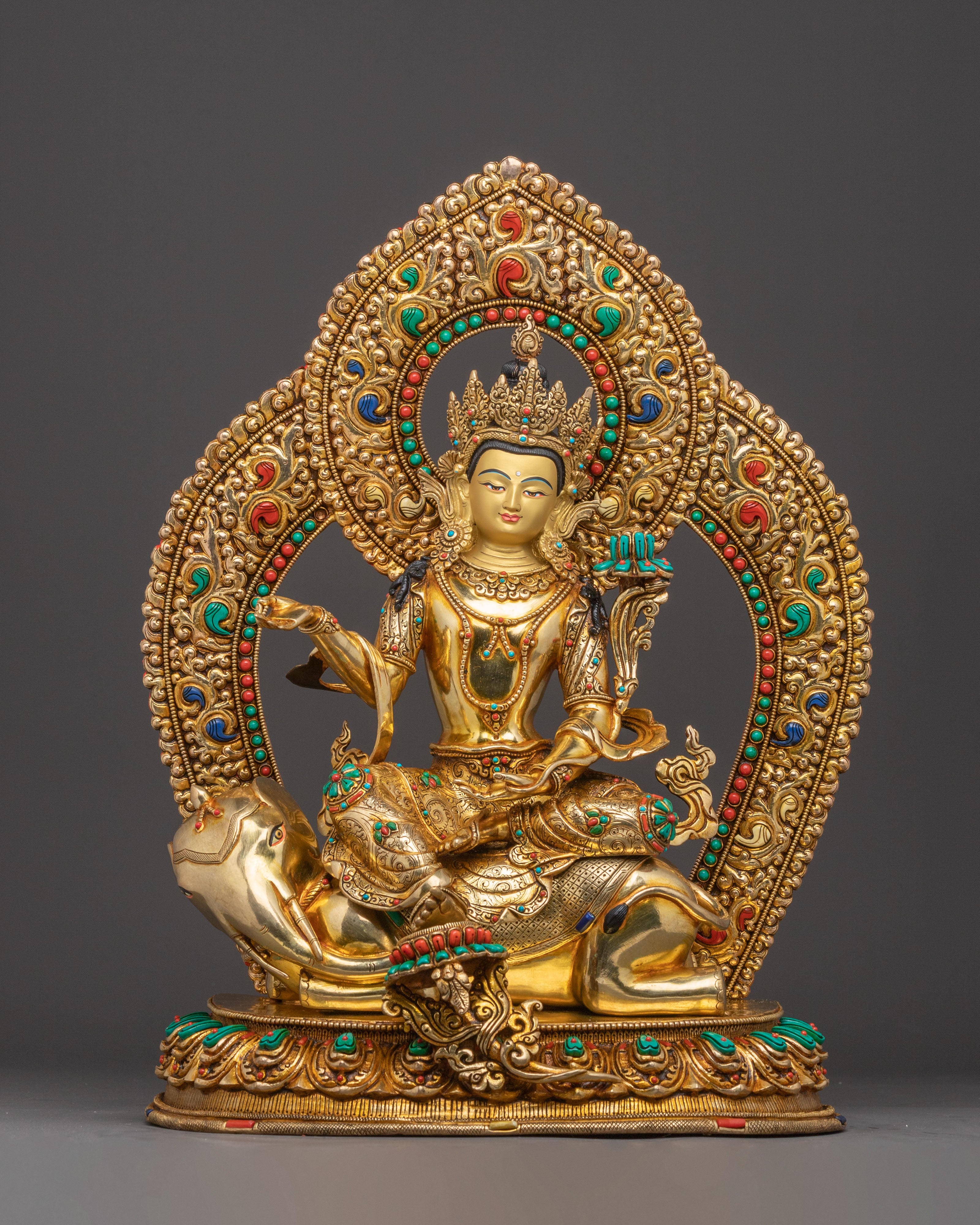 Golden Samantabhadra Buddhist Statue