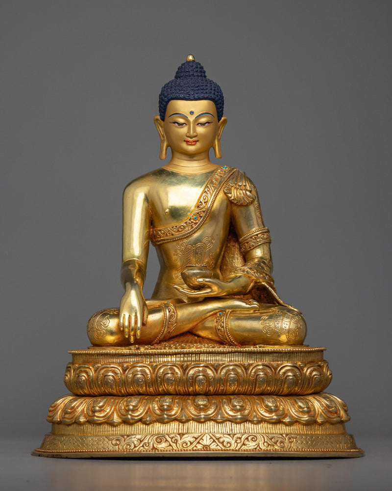 shakyamuni-buddha-golden sculpture