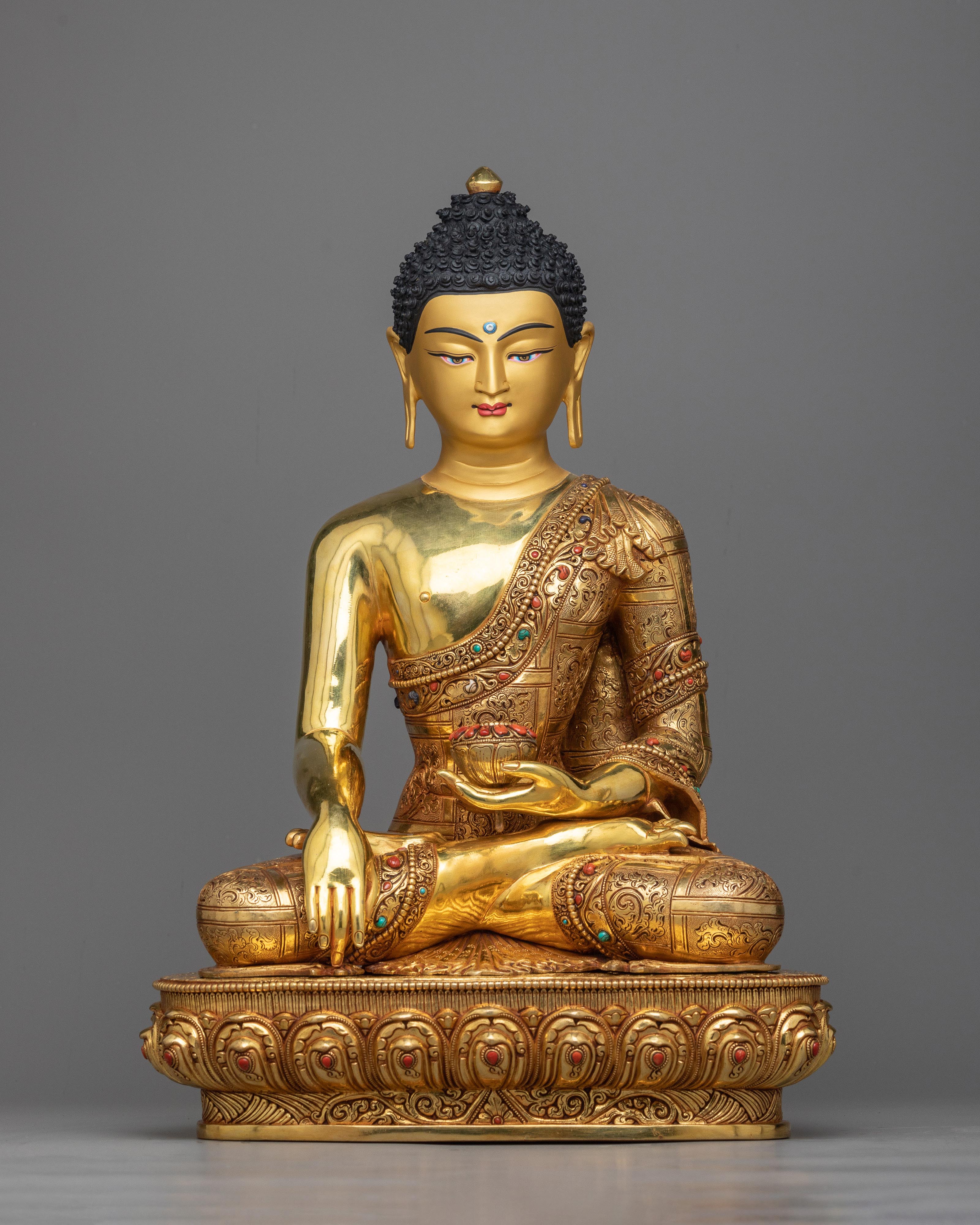 Buddha Shakyamuni Sculpture