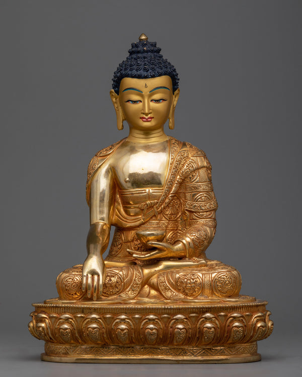 gold-gilded-shakyamuni-buddha