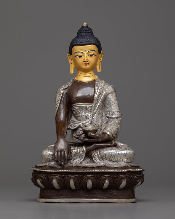 lord shakyamuni buddha 