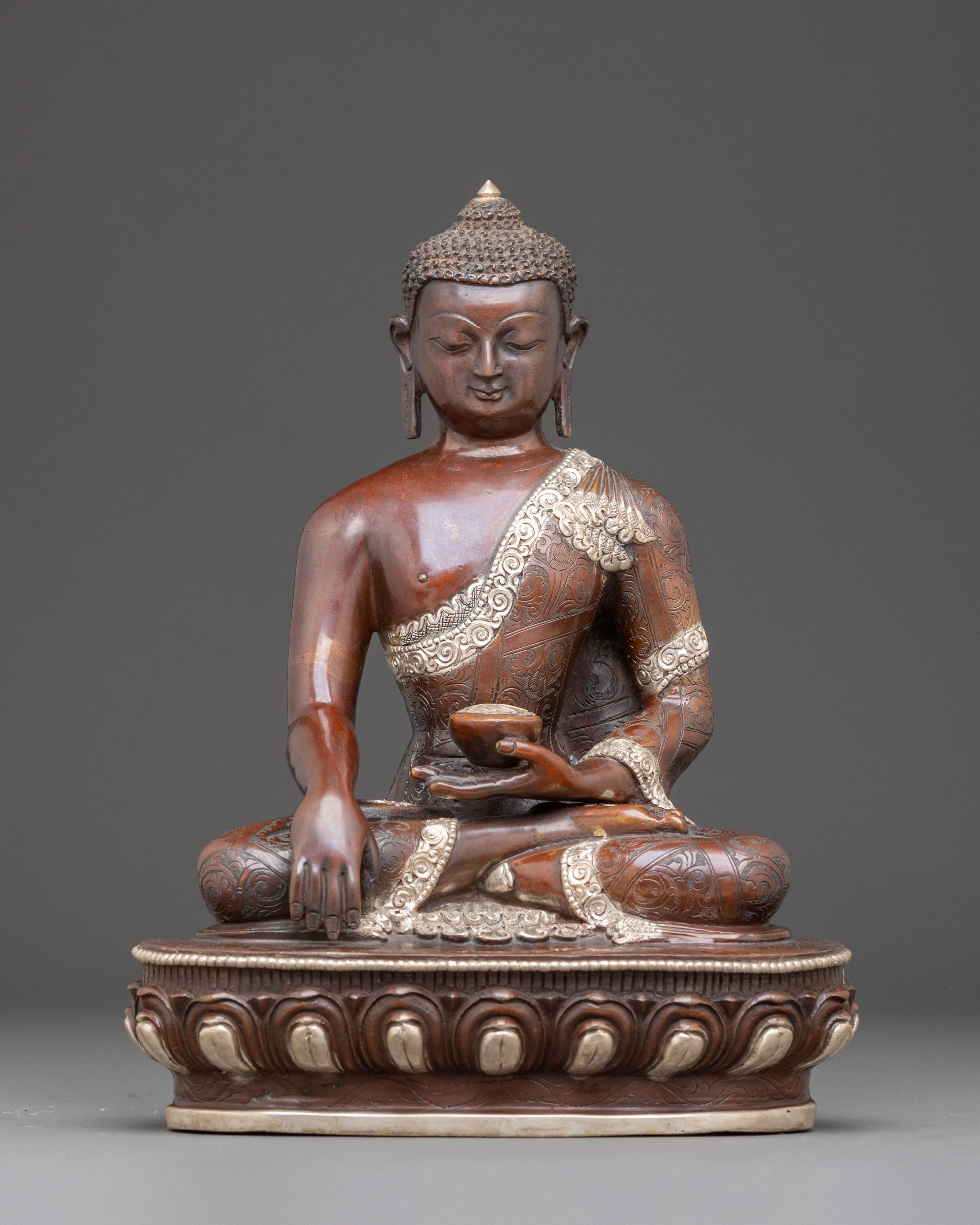 Handmade Oxidized Copper Statue of Shakyamuni Buddha