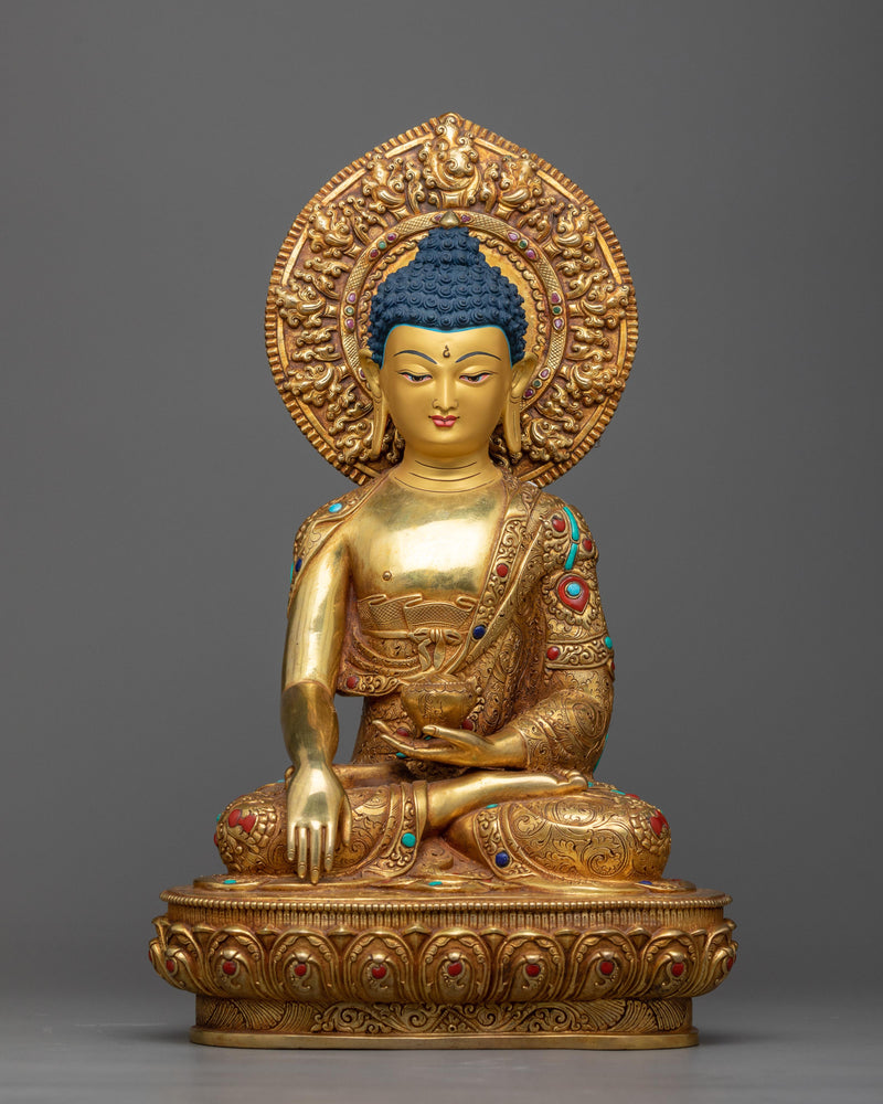 shakyamuni-buddha-gilt-sculpture