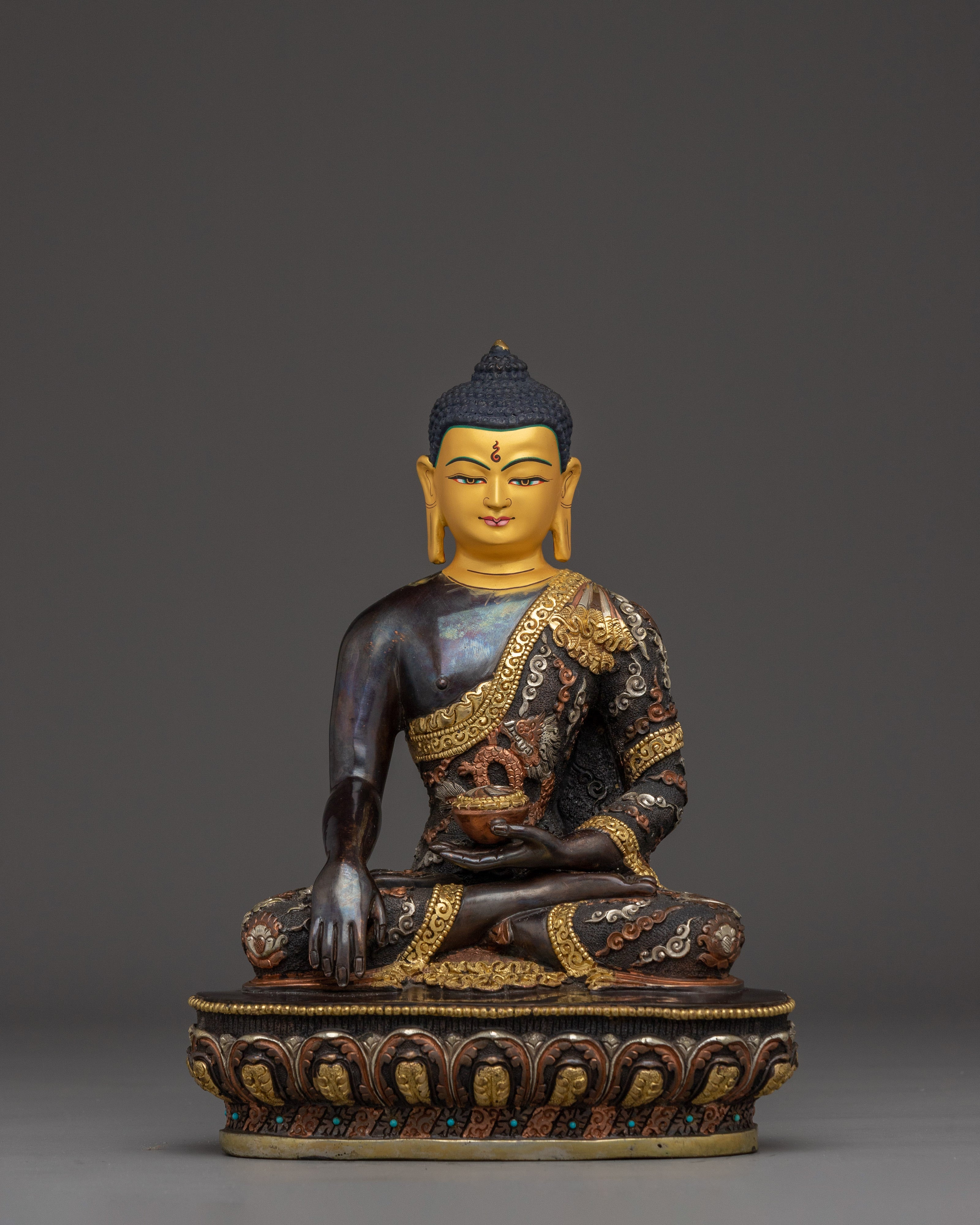 Nepalese Historical Art of Shakyamuni Buddha