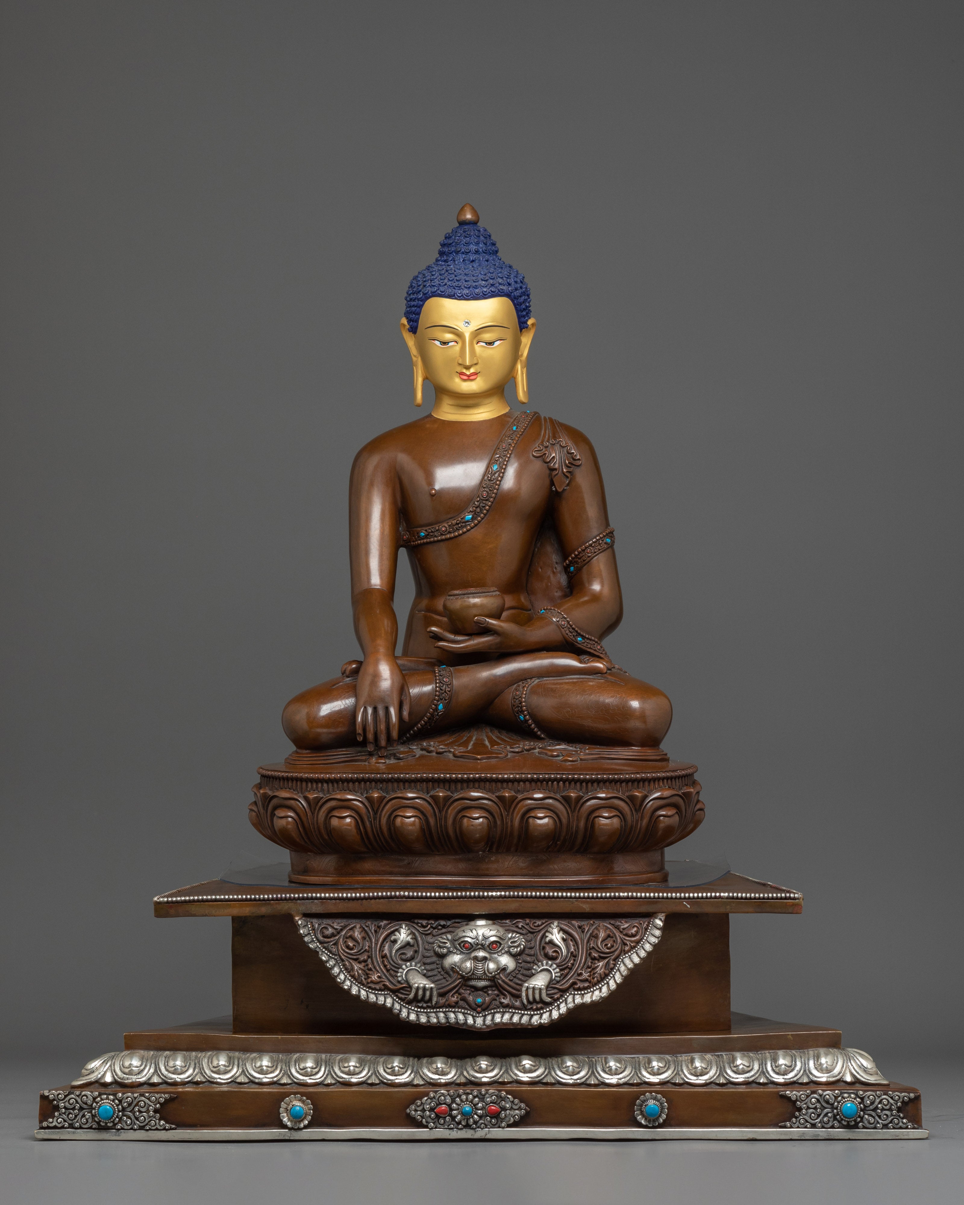 Oxidized shakyamuni-buddha-statue-on-thorne