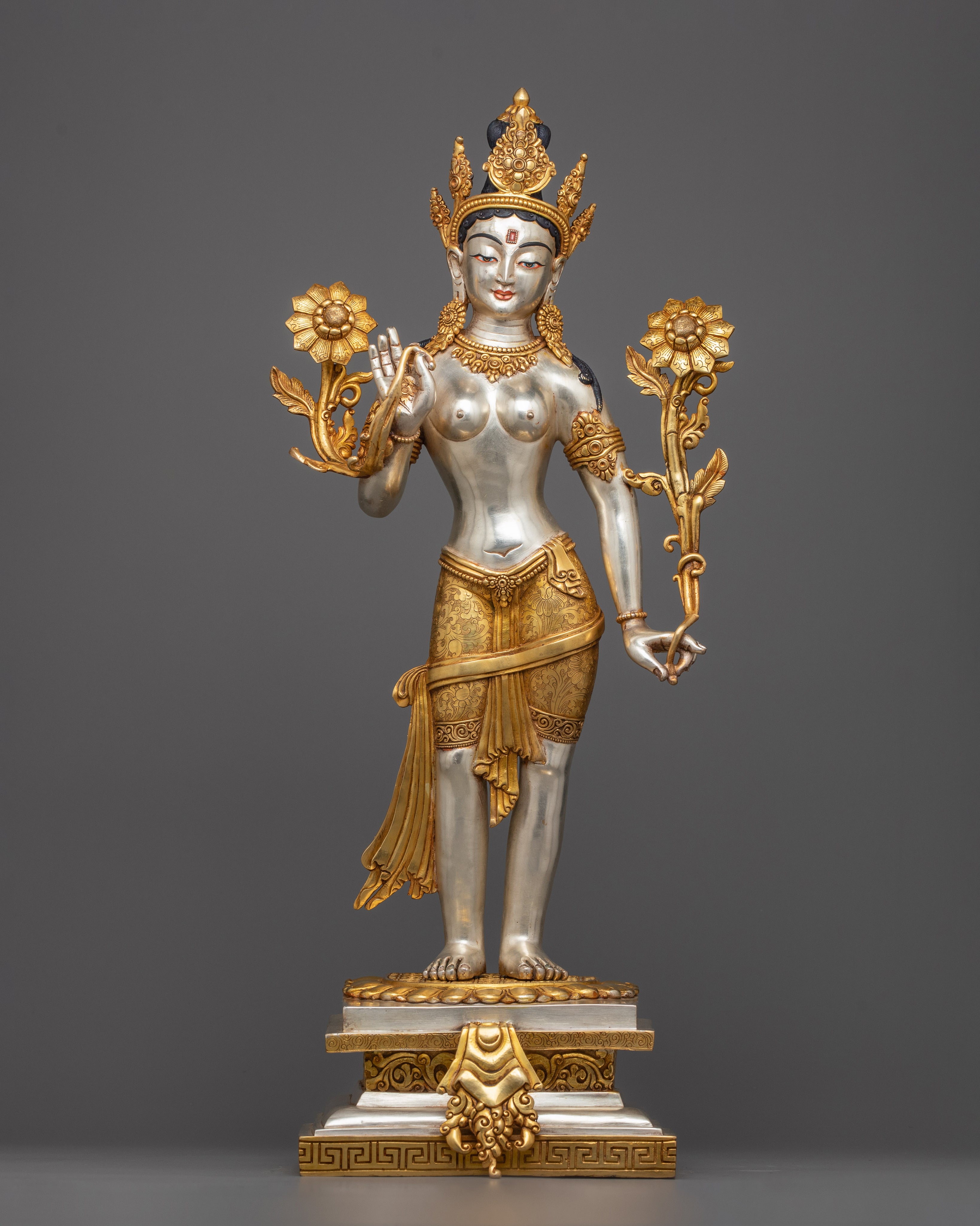 standing-green-tara-idol