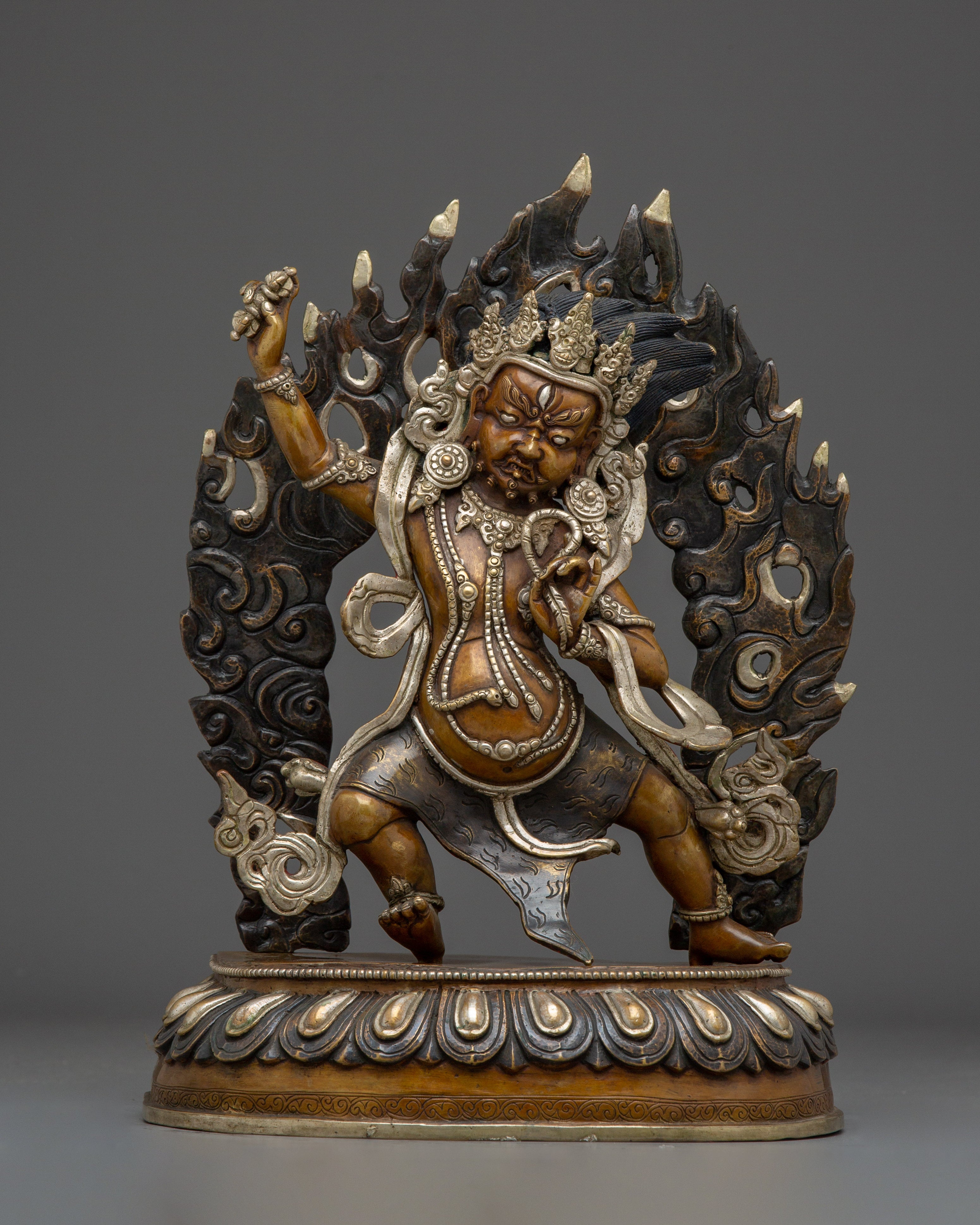 vajrapani-wrathful-protector-of-dharma