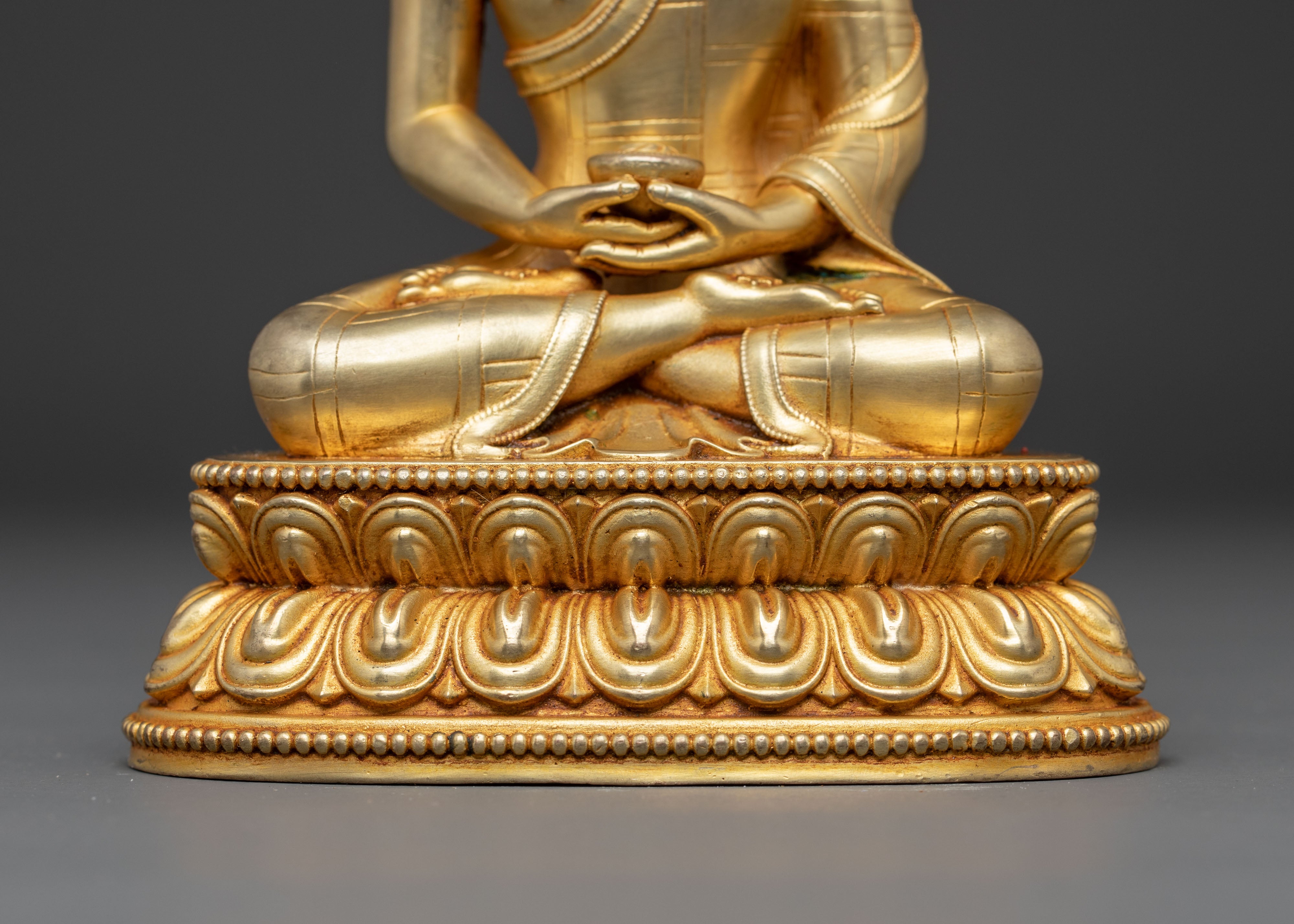 Golden Statue of Pure Land Buddha Amitabha | Ruler of the Pure Land