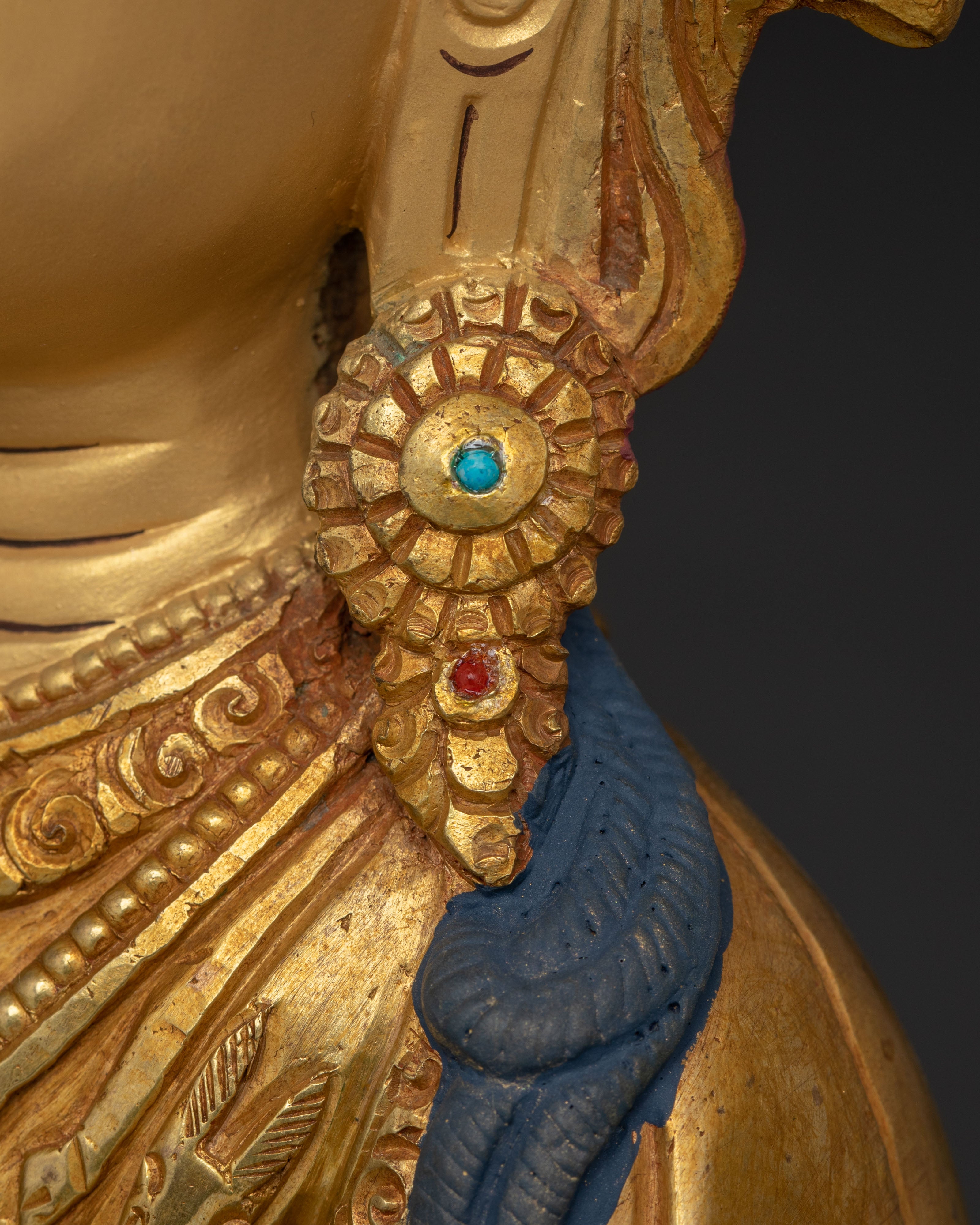 Golden Chenrezig Artwork: Lord of Compassion
