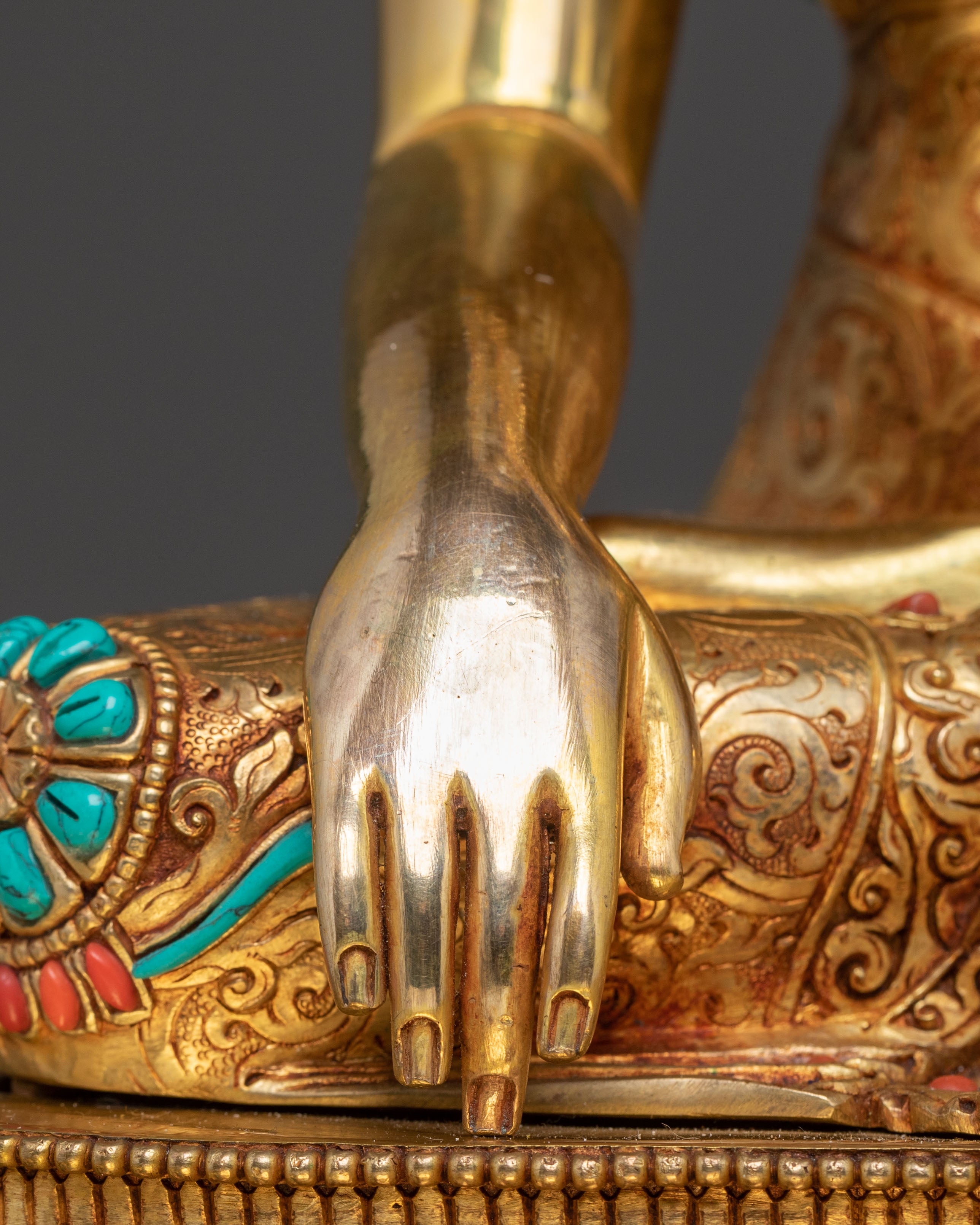 Crown Shakyamuni Buddha On Throne | Altar Decor