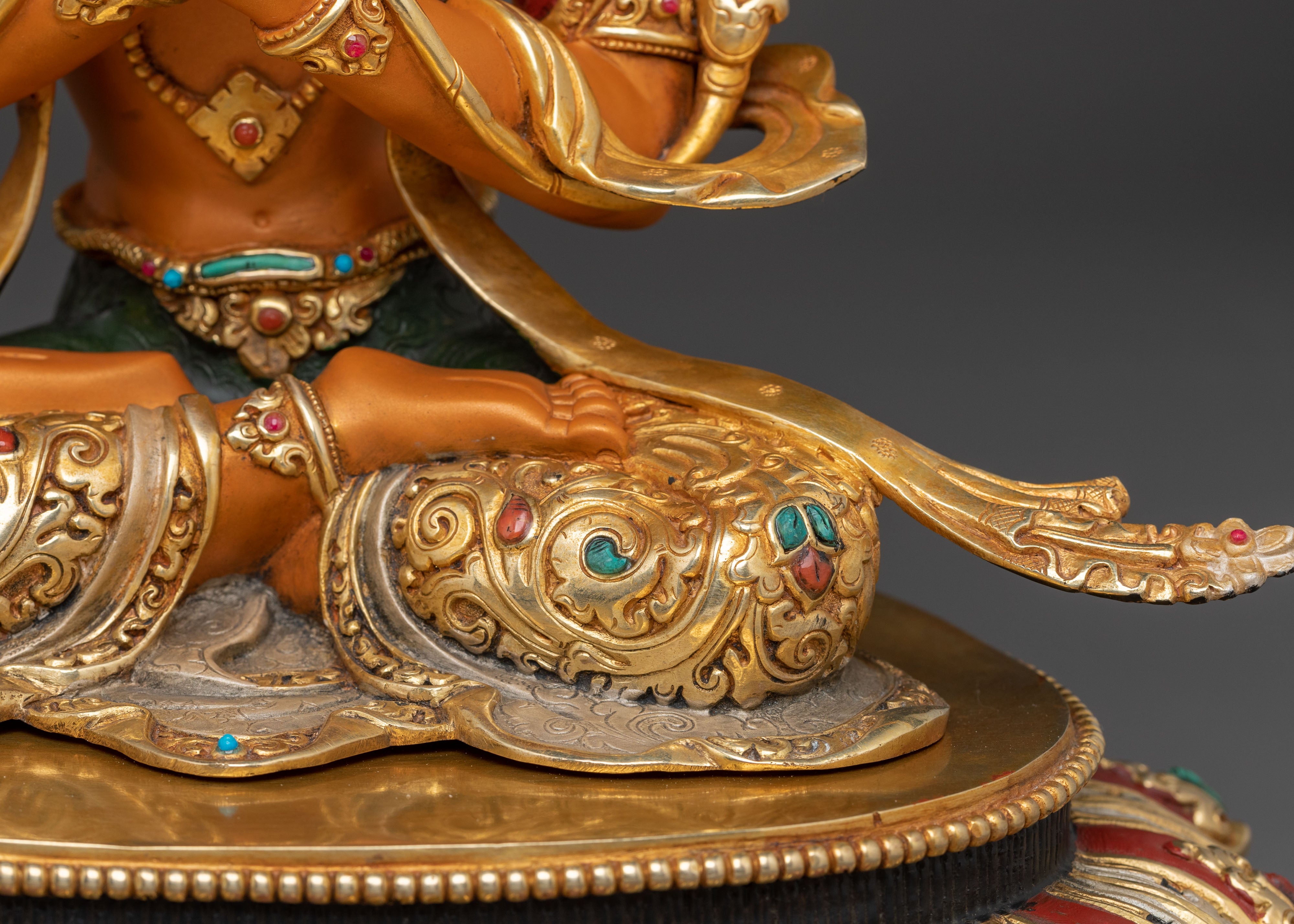 Tikshna Manjushri with Snow Lion Sculpture