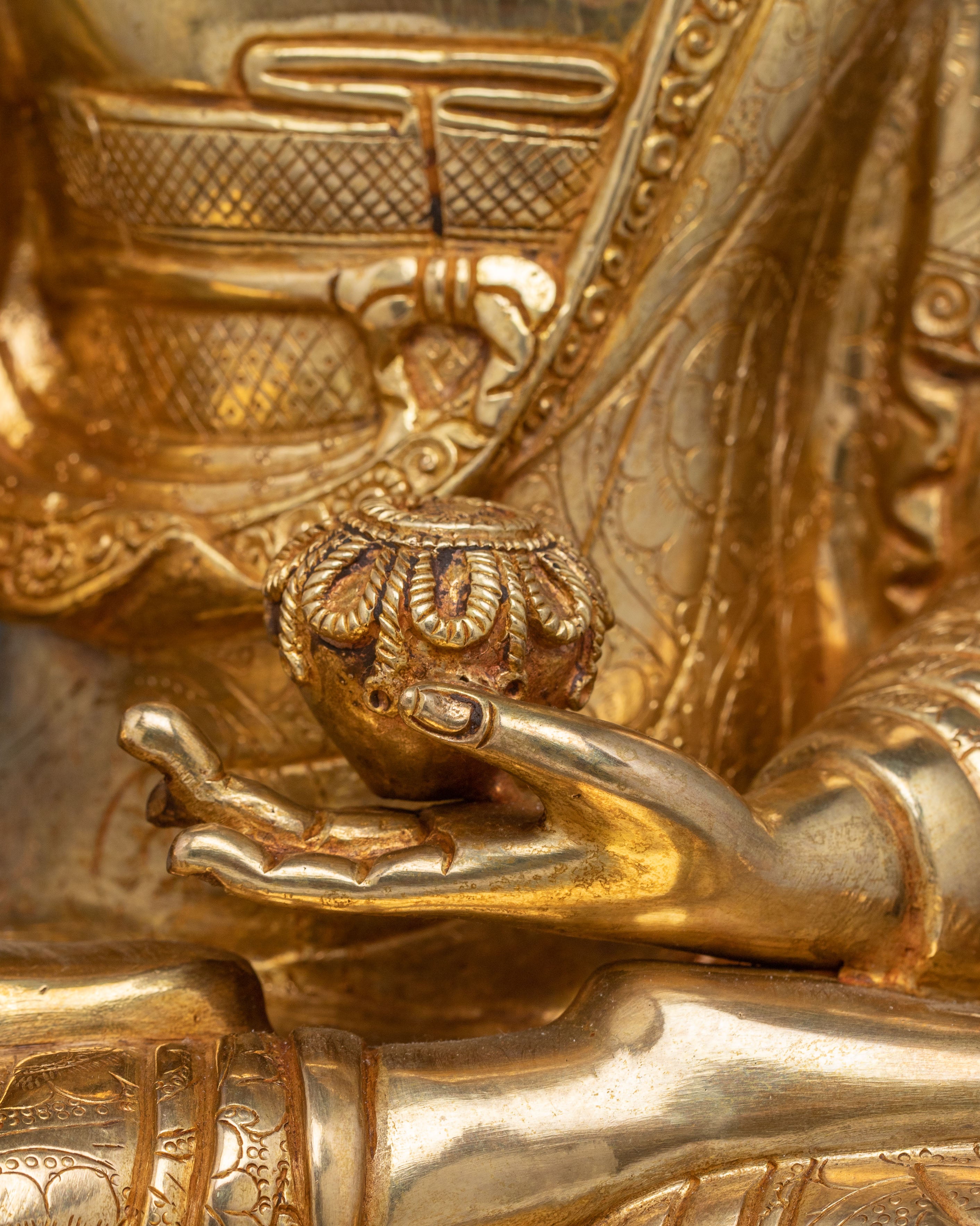 Handcrafted Divine Shakyamuni Buddha Statue: 24K Gold Gilded Serenity