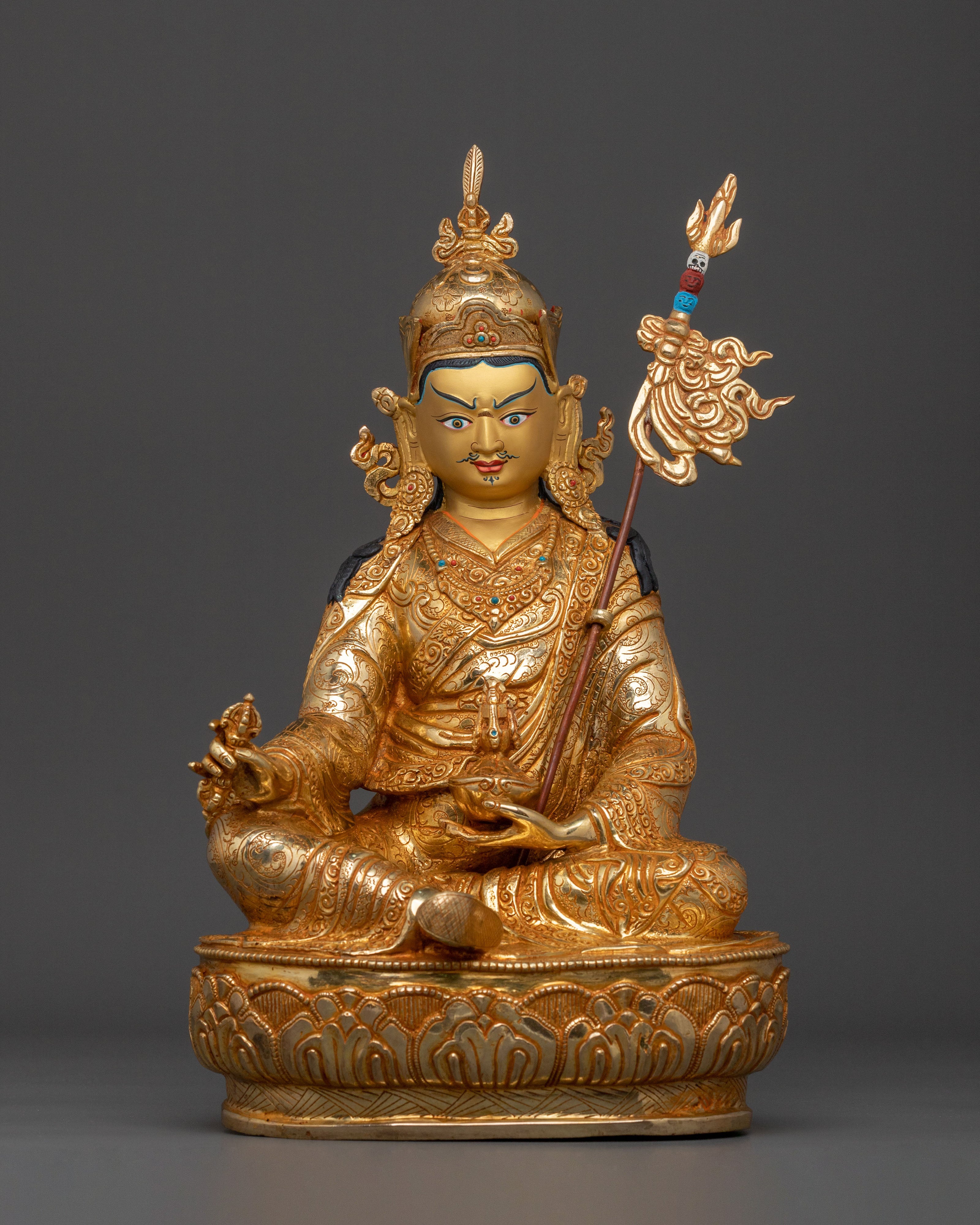Guru Rinpoche Statue